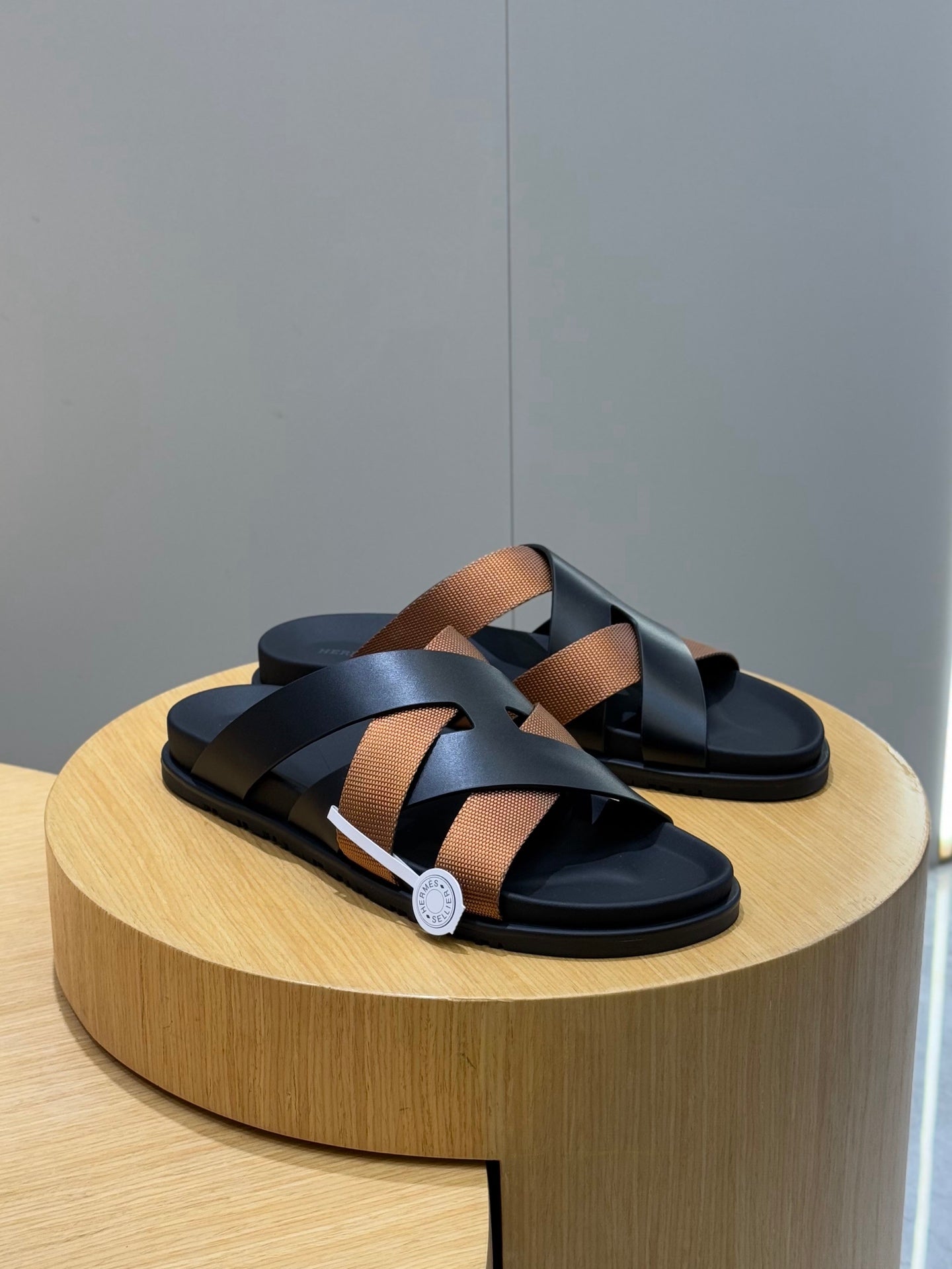LuxluxHouse Best Quality Sandals Hermes