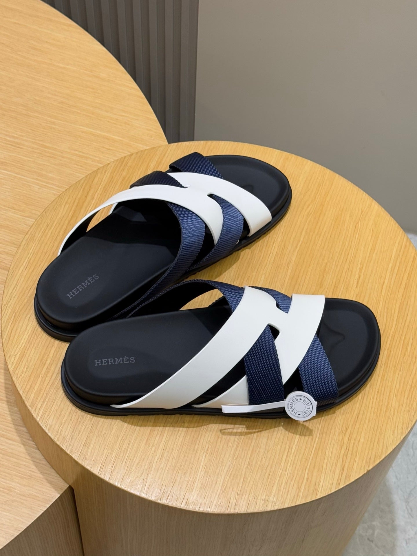 LuxluxHouse Best Quality Sandals Hermes