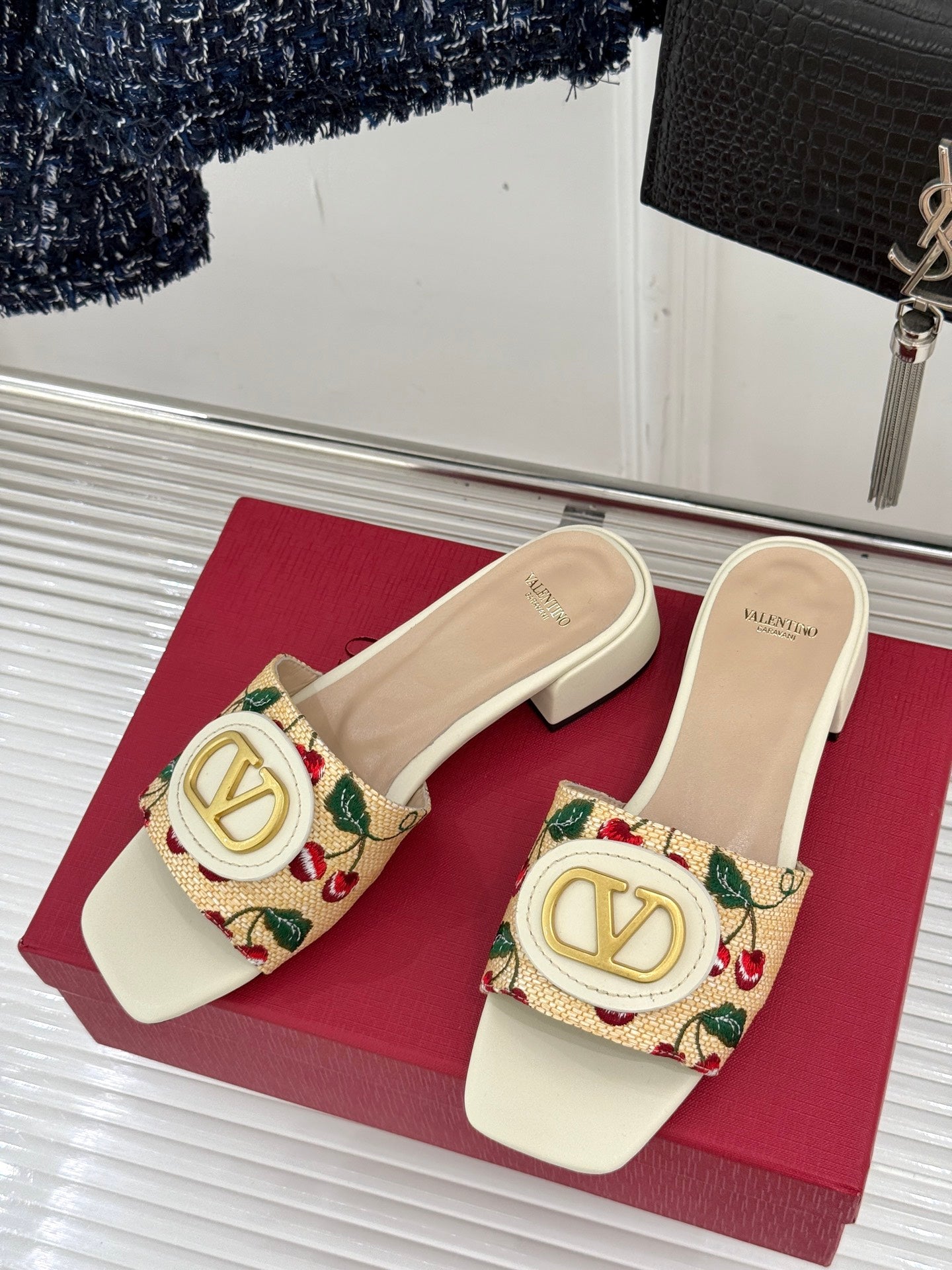 LuxluxHouse Best Quality Valentino Women Shoes