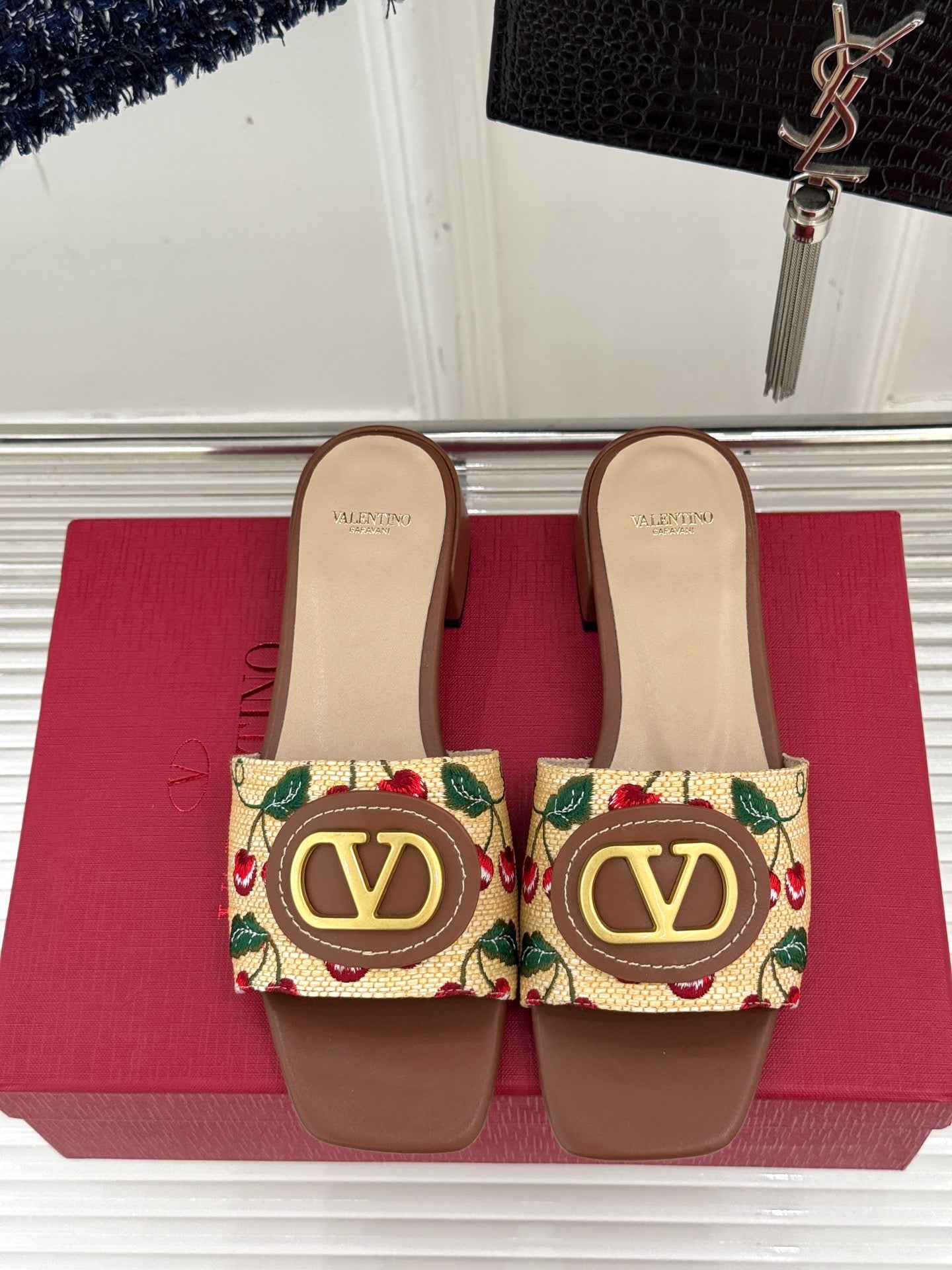 LuxluxHouse Best Quality Valentino Women Shoes