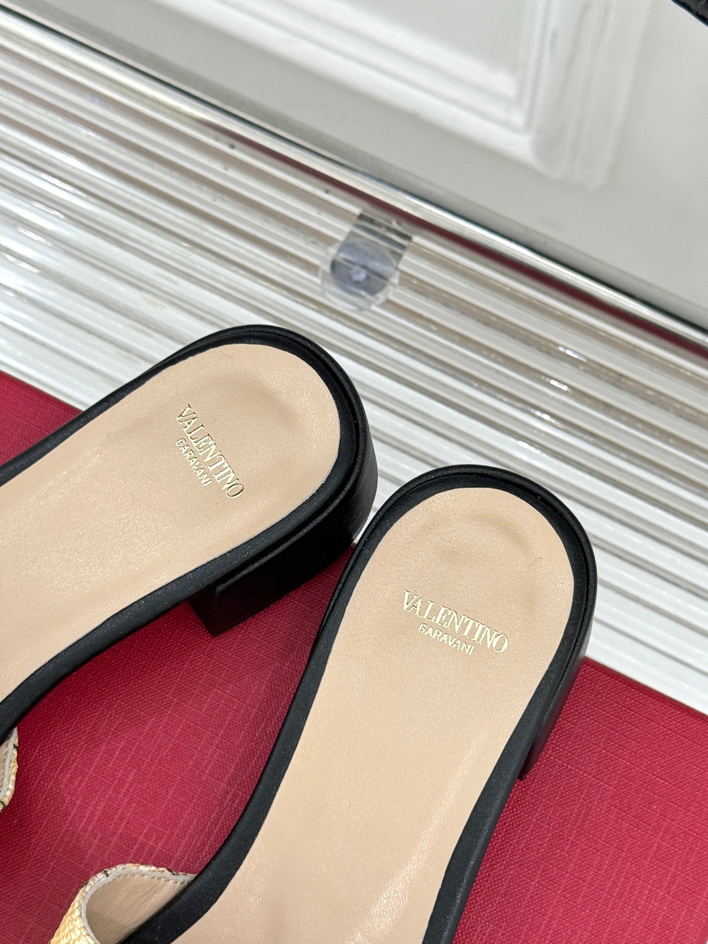 LuxluxHouse Best Quality Valentino Women Shoes