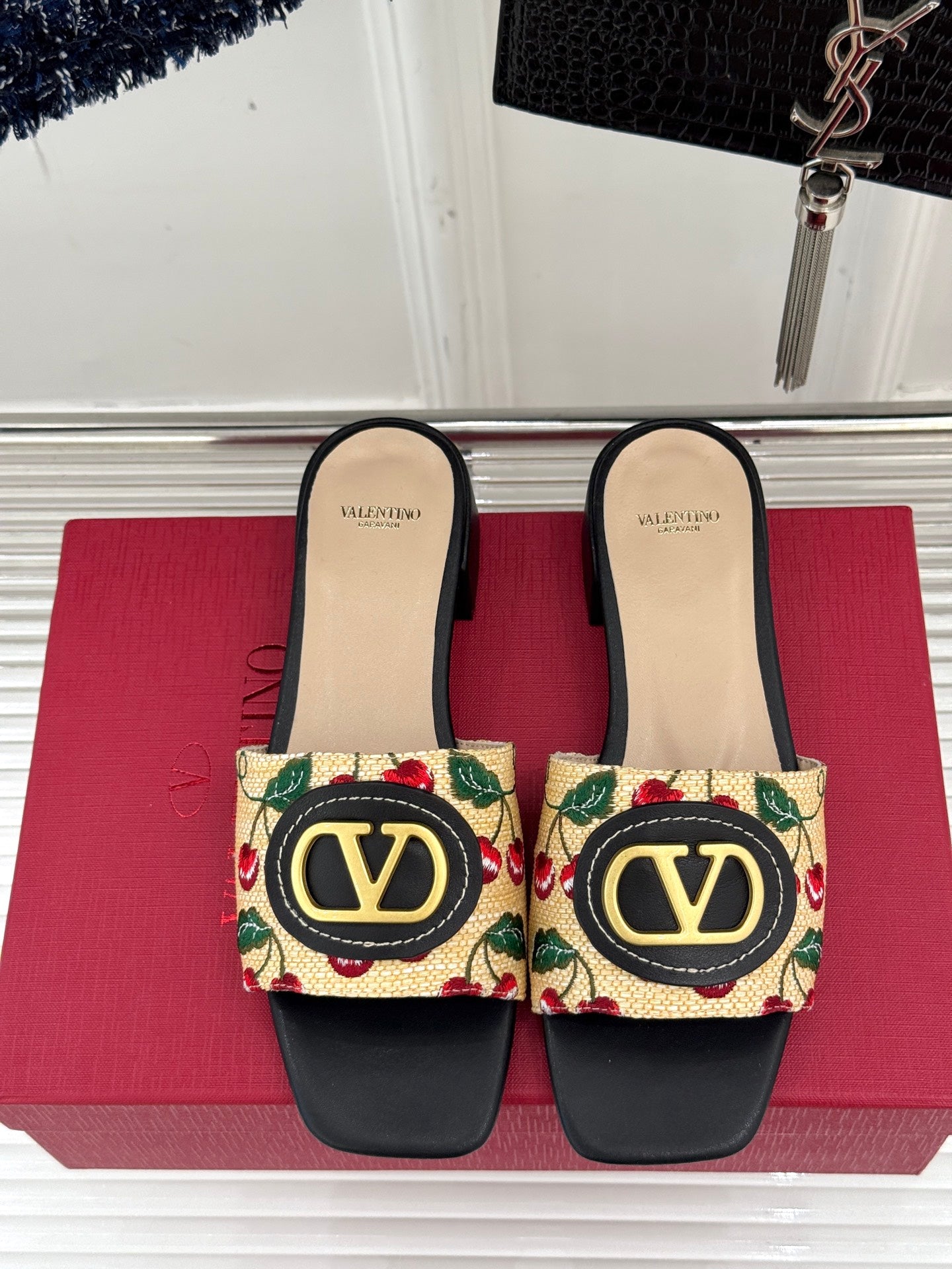 LuxluxHouse Best Quality Valentino Women Shoes