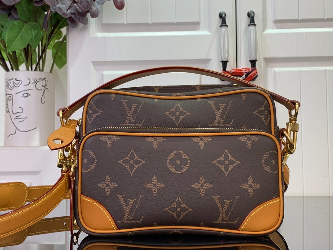 LuxluxHouse Best Quality Bags Louis Vuitton Men