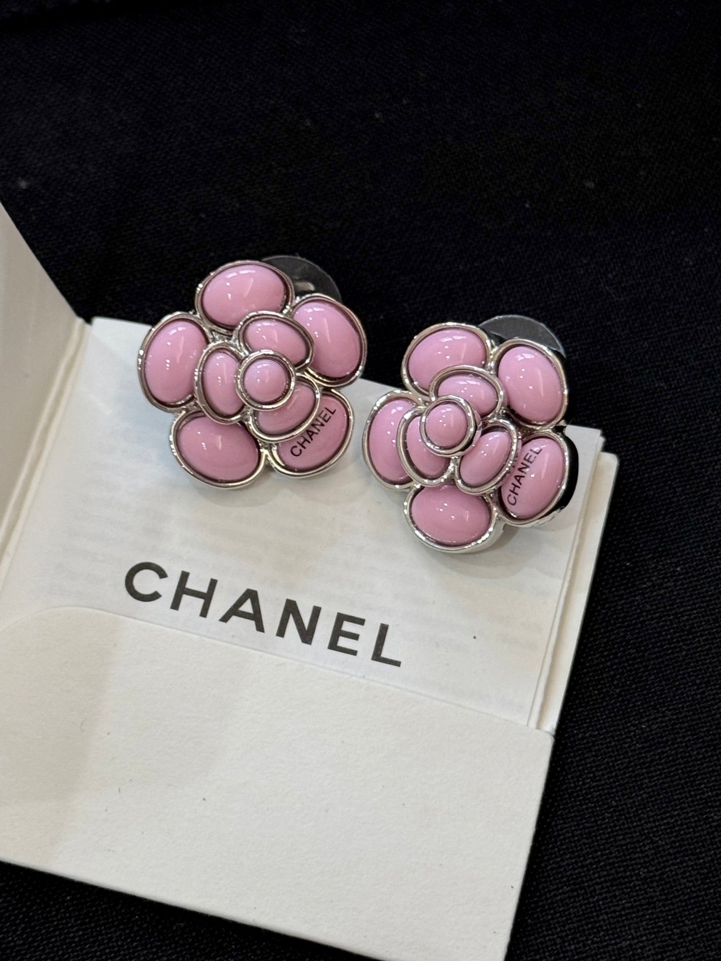 LuxluxHouse Low Price And High Quality Accessories Chanel