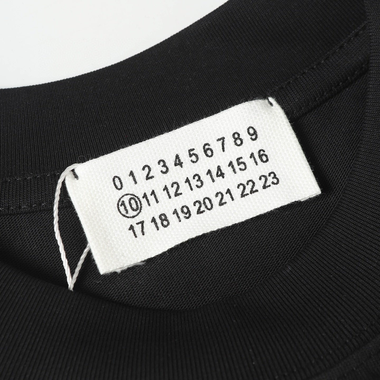 LuxluxHouse Best Quality Clothes T-shirt Chanel & Maison Margiela