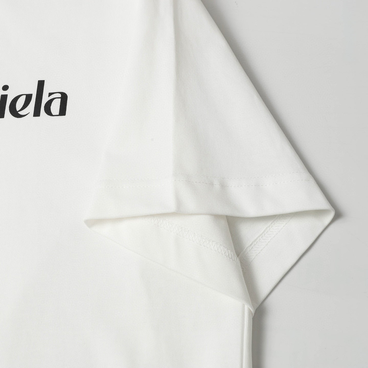 LuxluxHouse Best Quality Clothes T-shirt Chanel & Maison Margiela