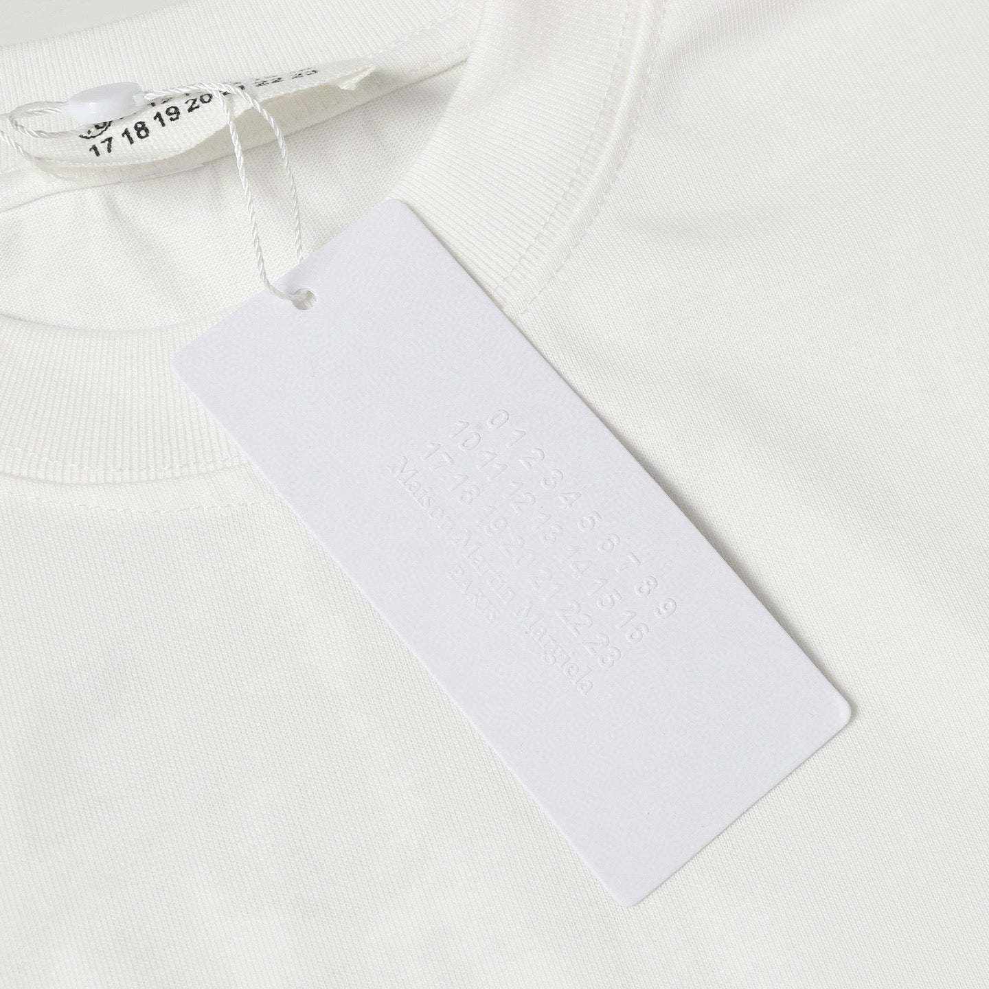 LuxluxHouse Best Quality Clothes T-shirt Chanel & Maison Margiela