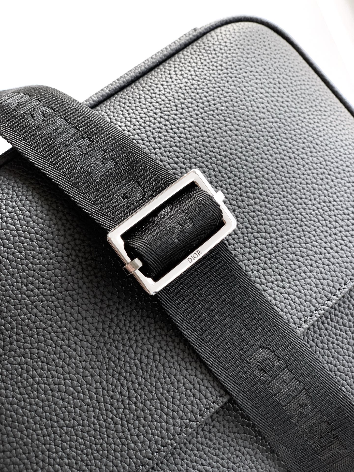 LuxluxHouse Best Quality Bags Dior Men
