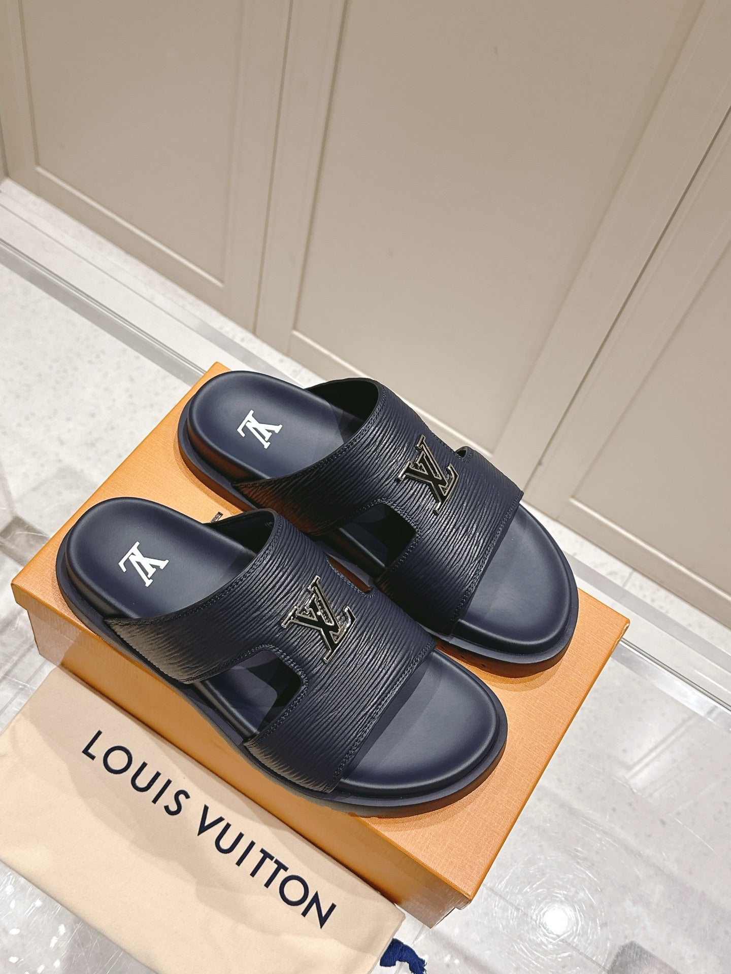 LuxluxHouse Best Quality Women Shoes Hermes