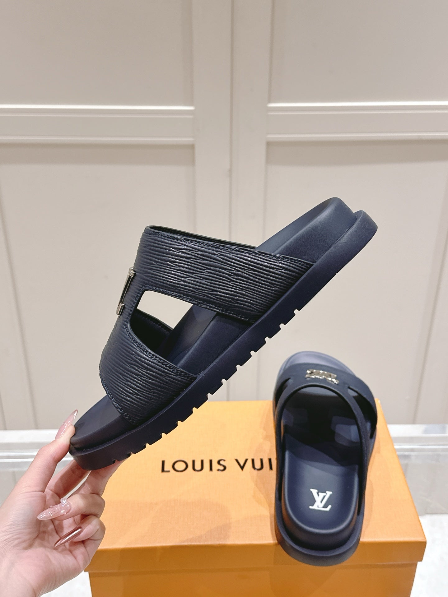 LuxluxHouse Best Quality Women Shoes Hermes