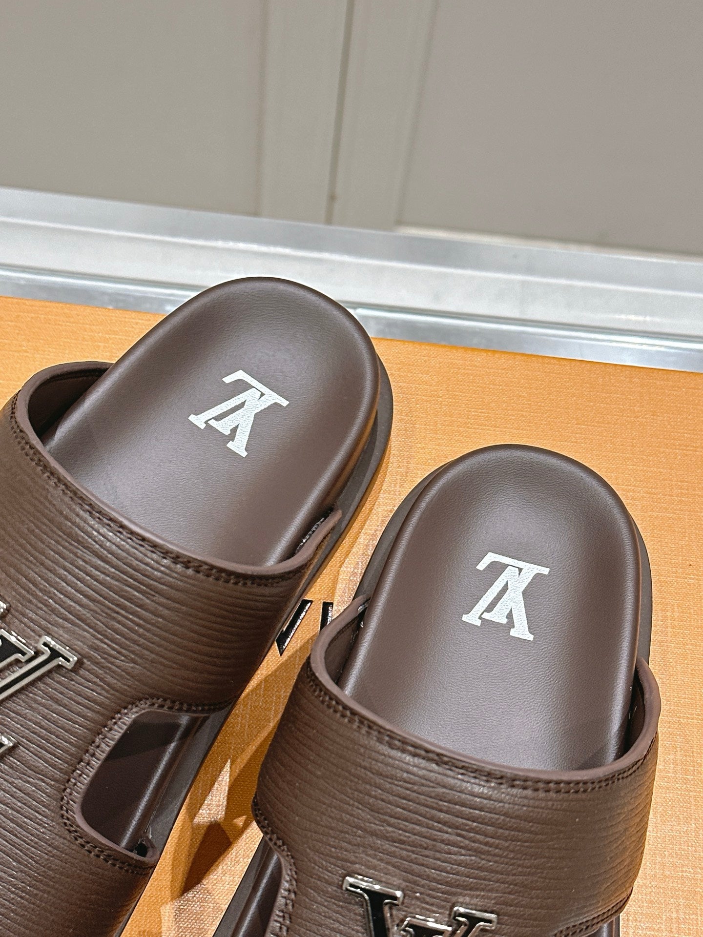 LuxluxHouse Best Quality Women Shoes Hermes