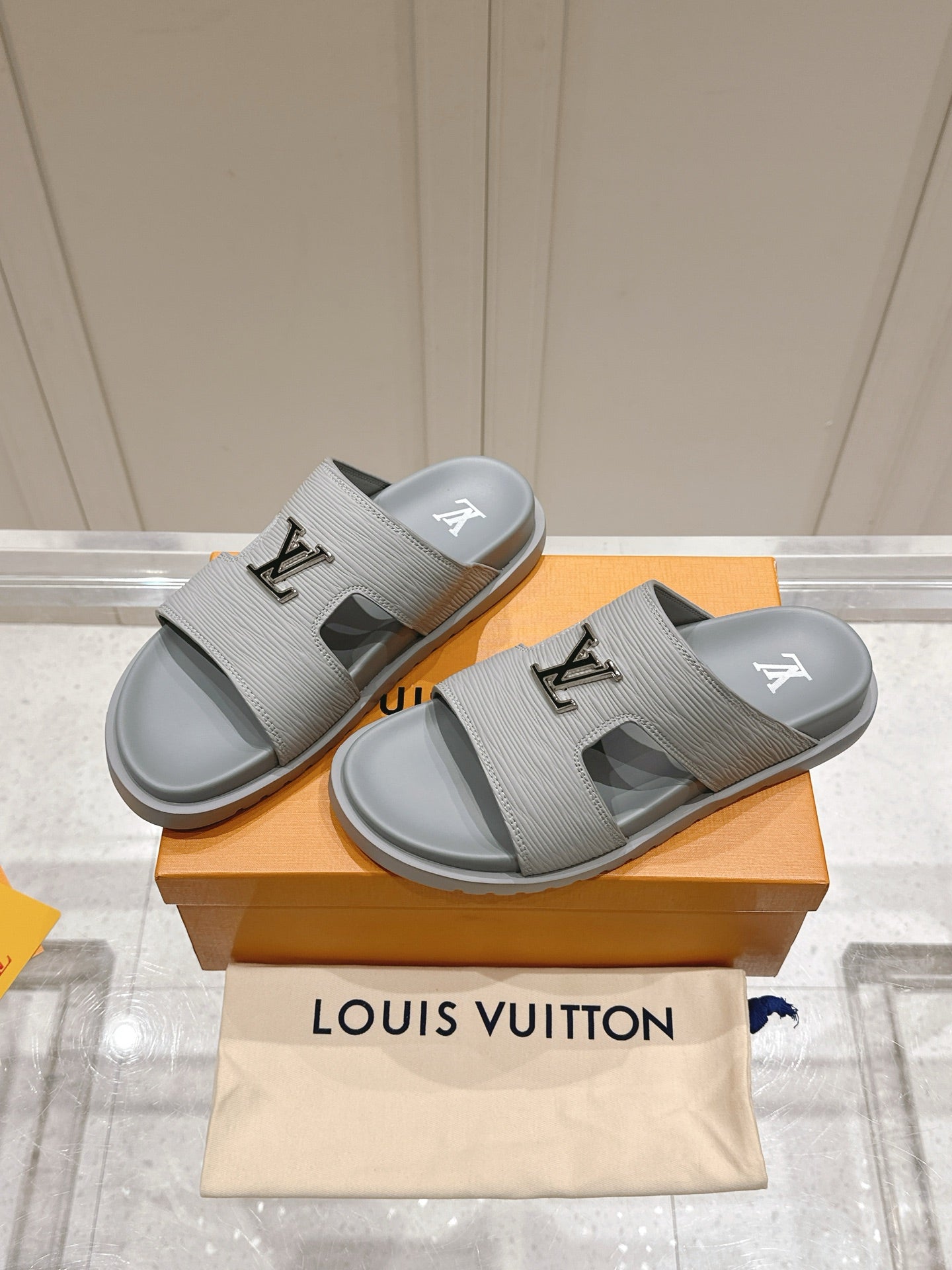 LuxluxHouse Best Quality Women Shoes Hermes