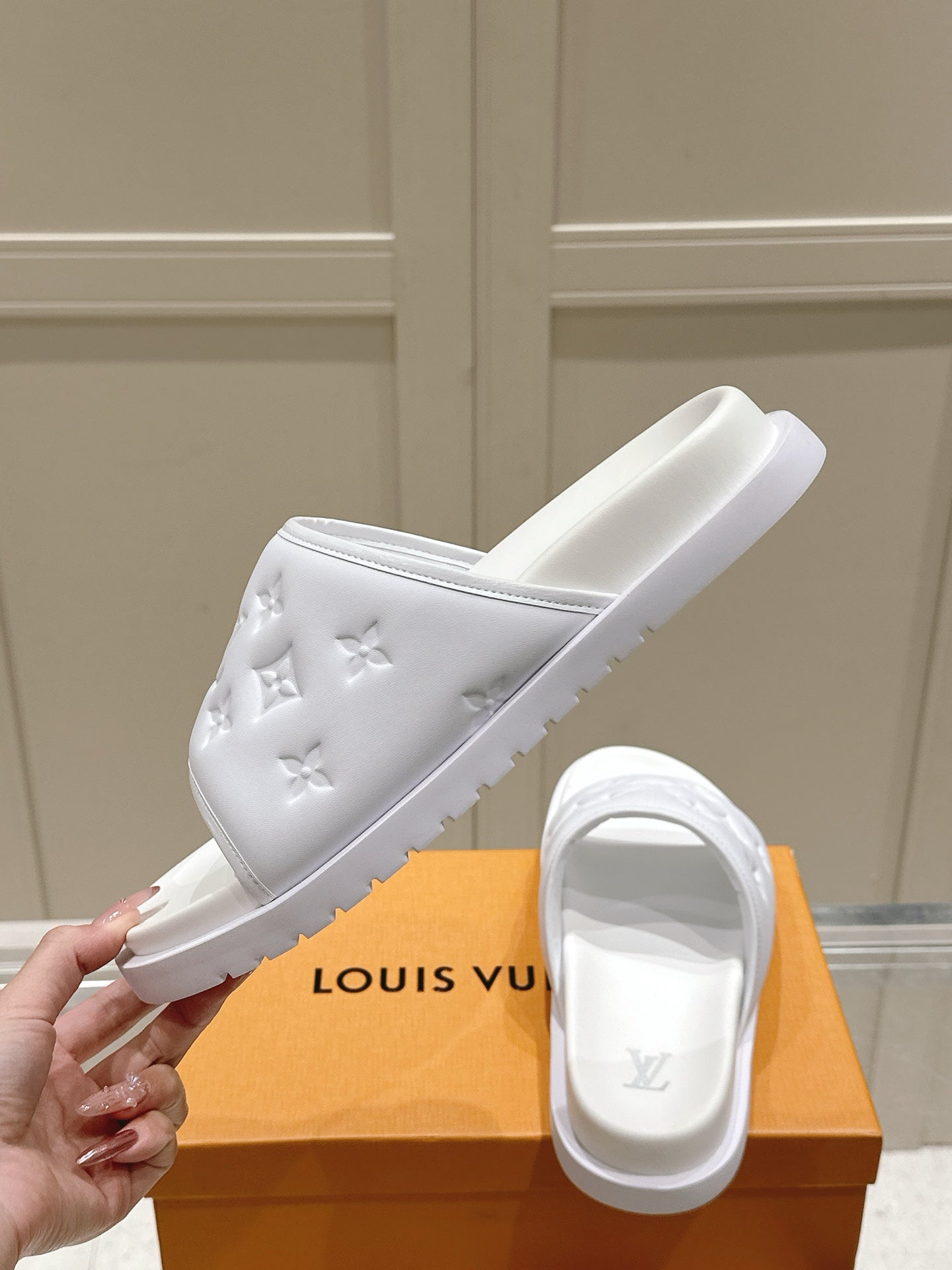 LuxluxHouse Best Quality Women Shoes Hermes