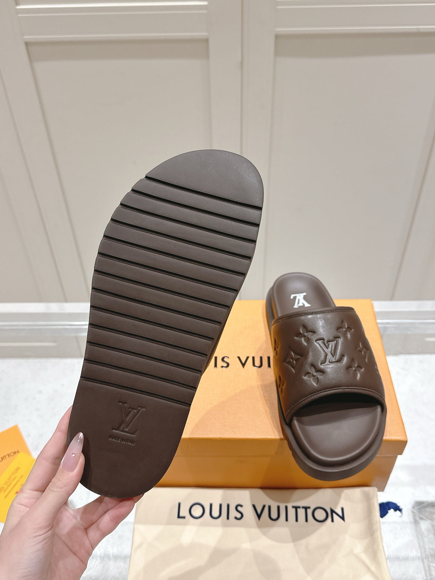 LuxluxHouse Best Quality Women Shoes Hermes