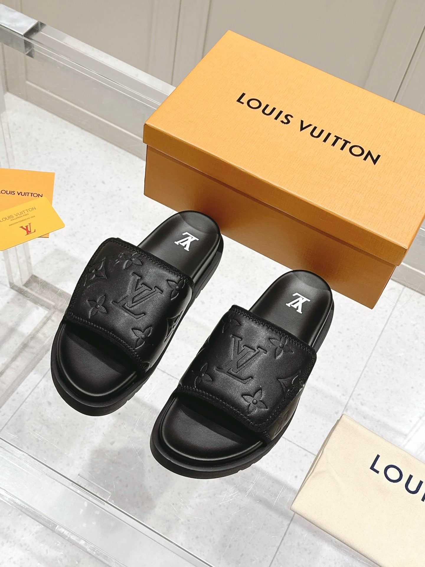 LuxluxHouse Best Quality Women Shoes Hermes