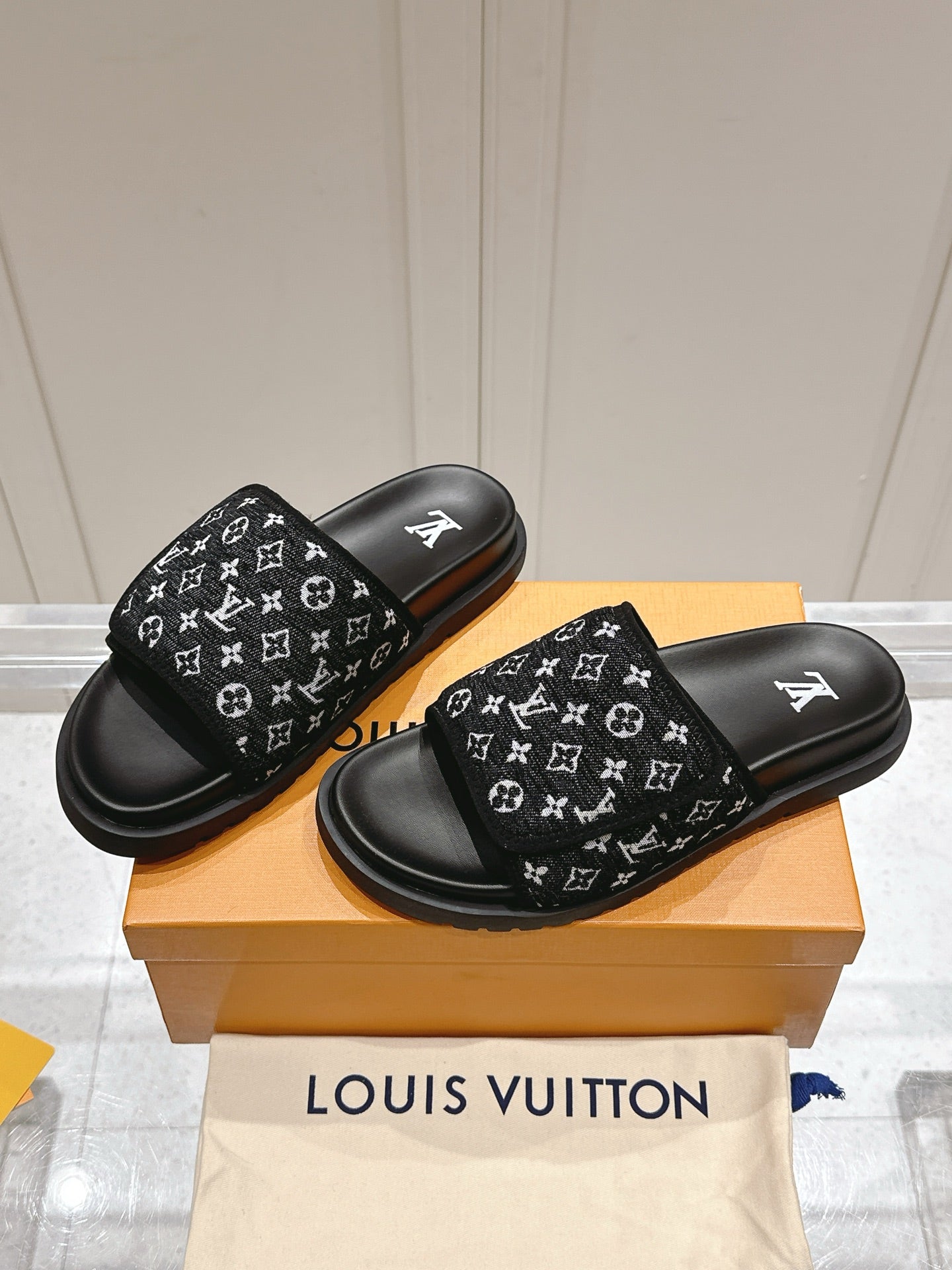 LuxluxHouse Best Quality Women Shoes Hermes