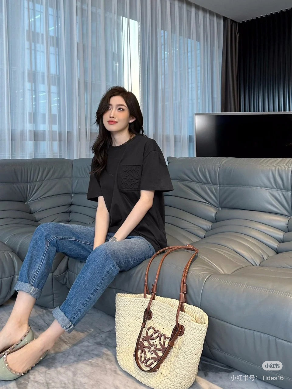LuxluxHouse Best Quality Clothes T-shirt Loewe