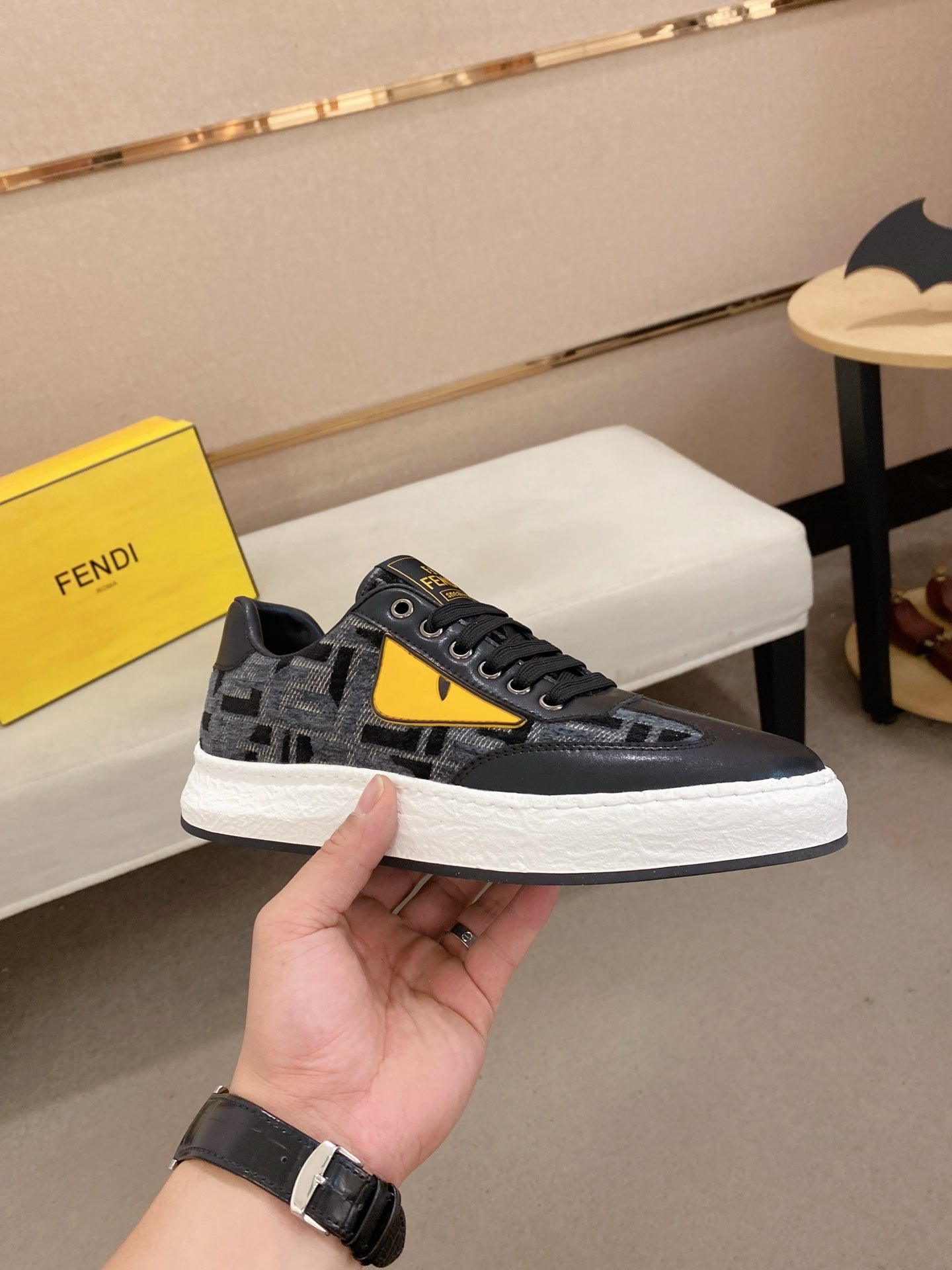 LuxluxHouse Best Quality Shoes Fendi