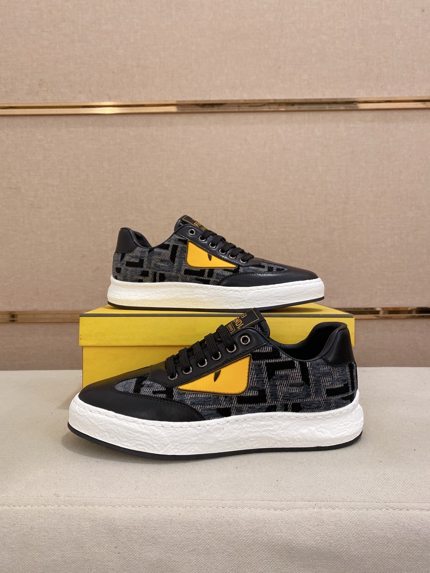 LuxluxHouse Best Quality Shoes Fendi