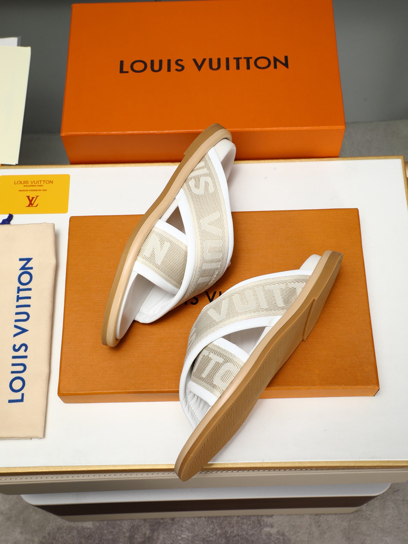 LuxluxHouse Best Quality Sandals Louis Vuitton