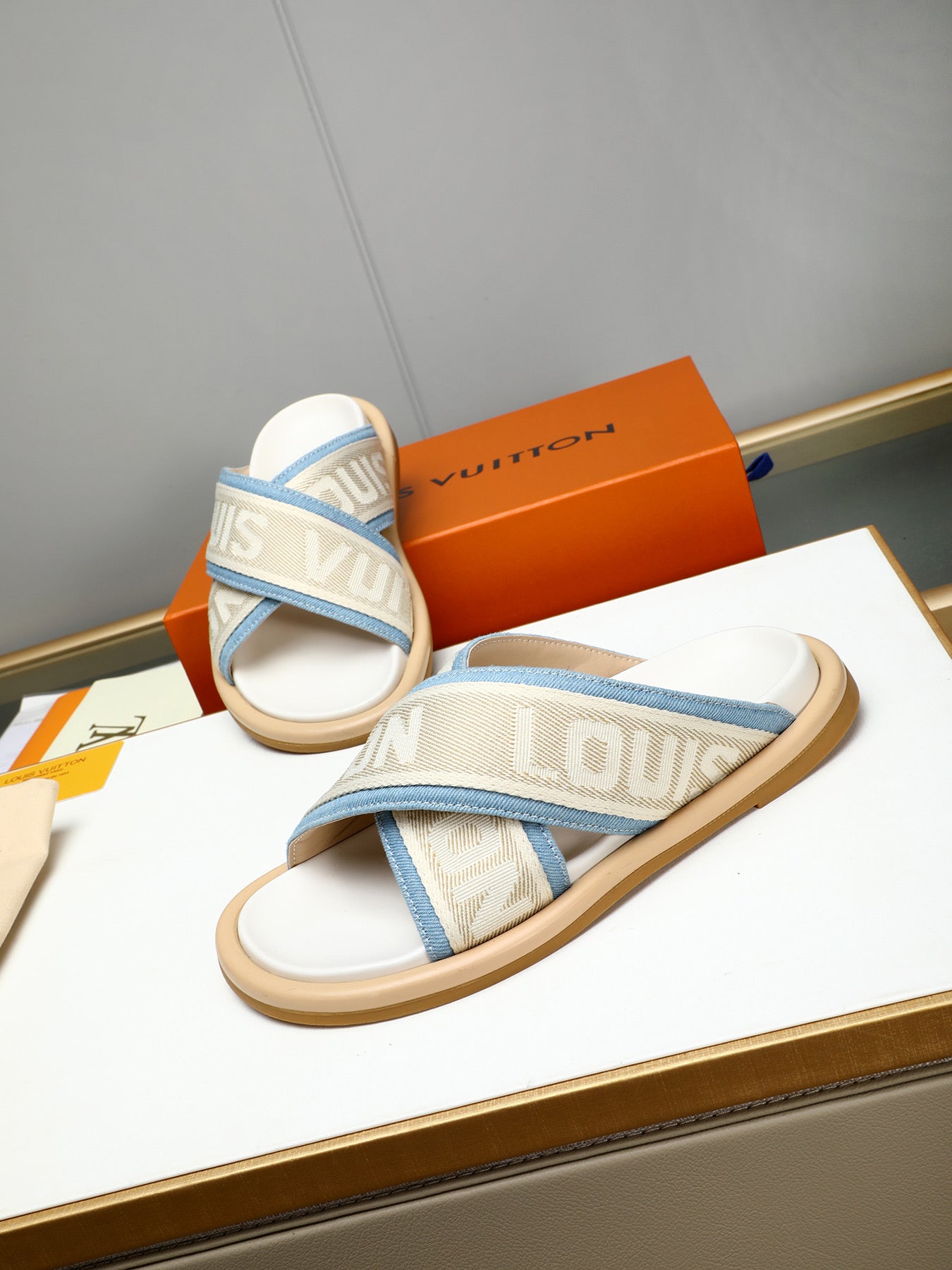 LuxluxHouse Best Quality Sandals Louis Vuitton