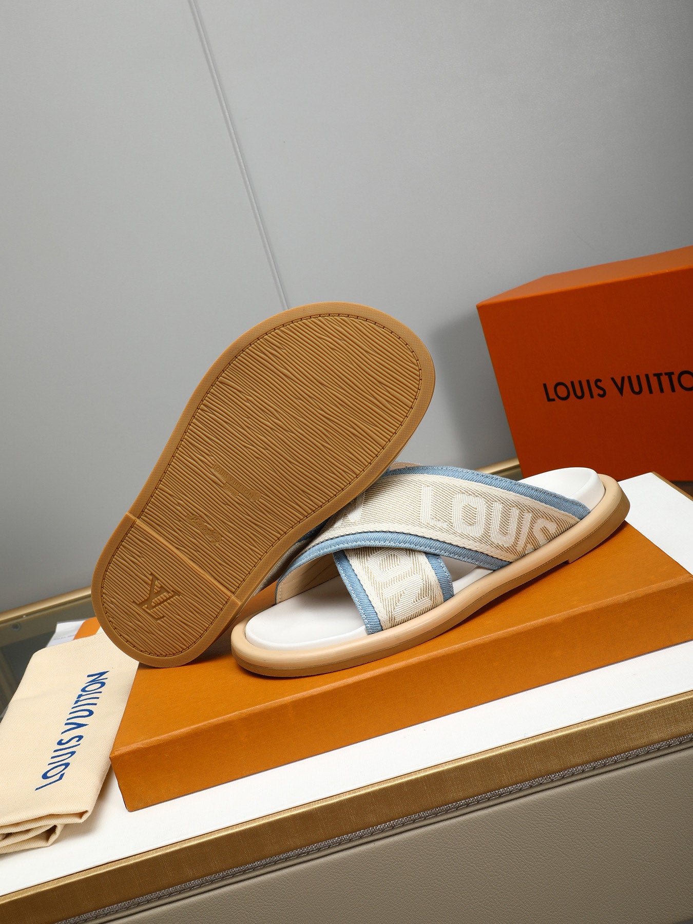LuxluxHouse Best Quality Sandals Louis Vuitton
