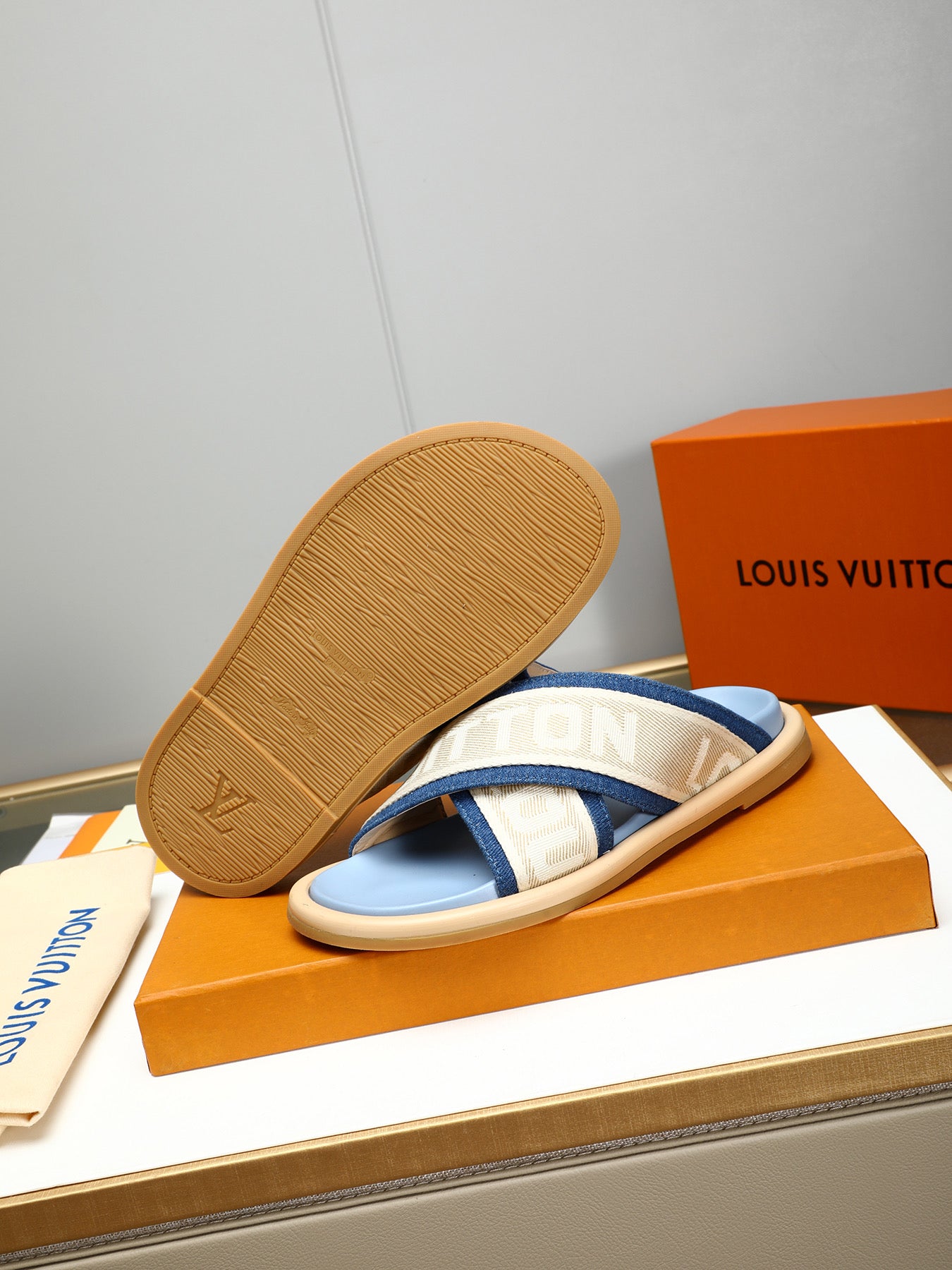 LuxluxHouse Best Quality Sandals Louis Vuitton
