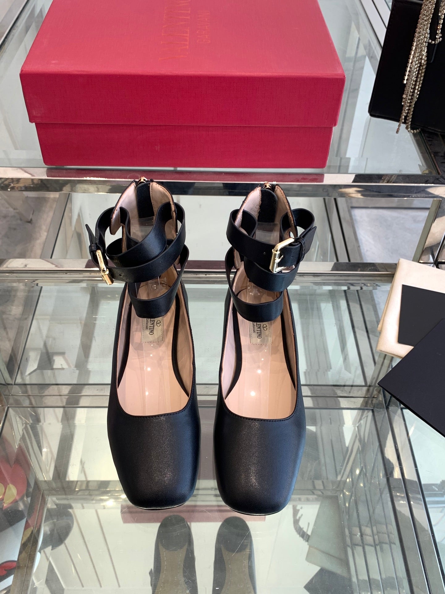 LuxluxHouse Best Quality Valentino Women Shoes