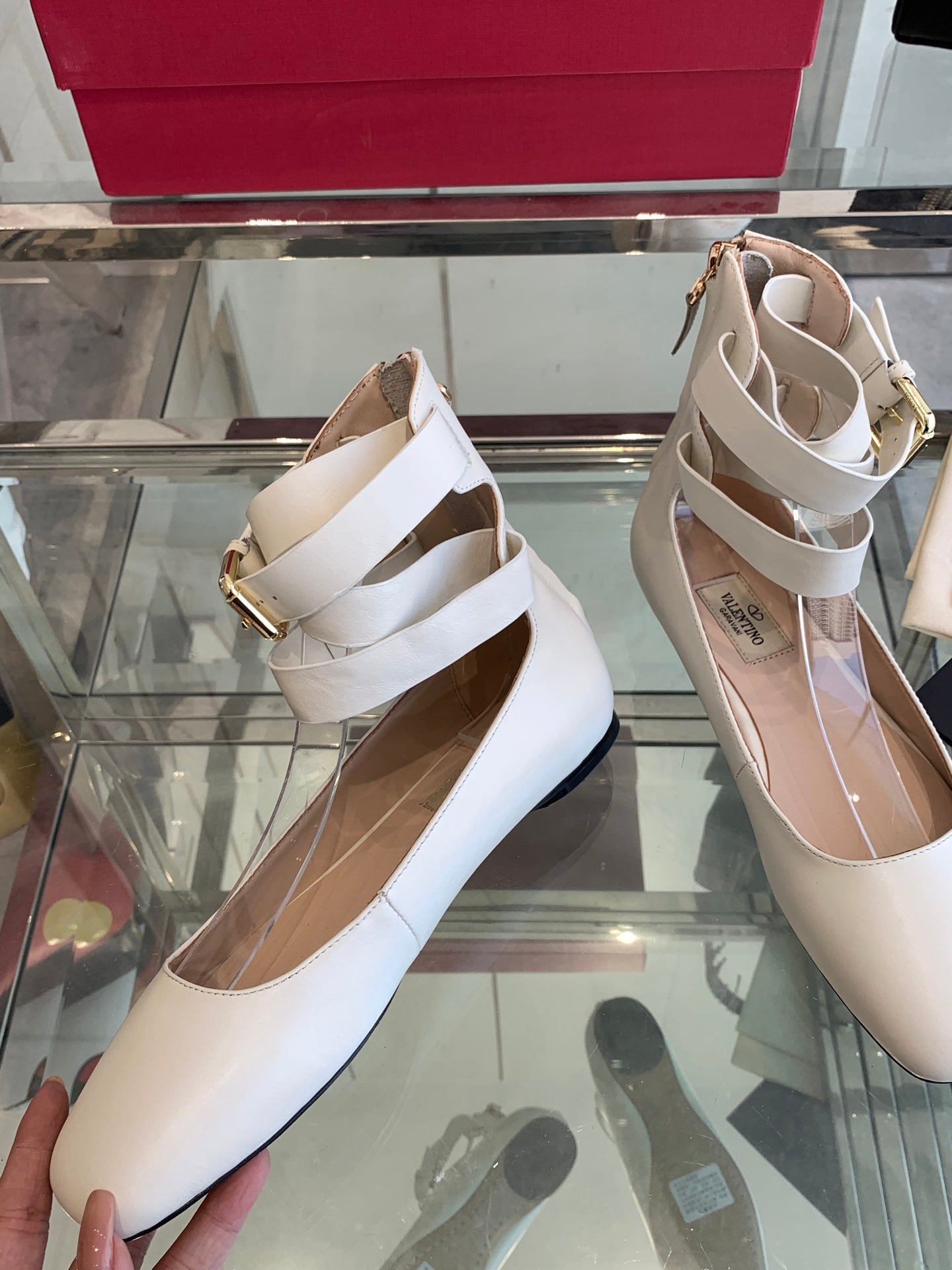LuxluxHouse Best Quality Valentino Women Shoes