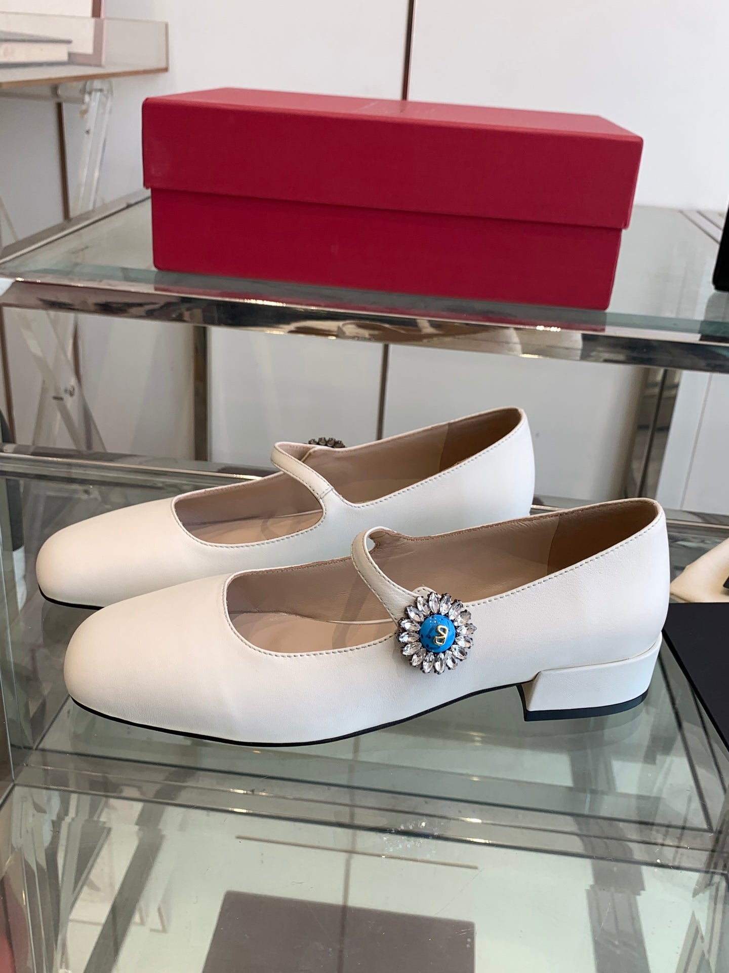 LuxluxHouse Best Quality Valentino Women Shoes