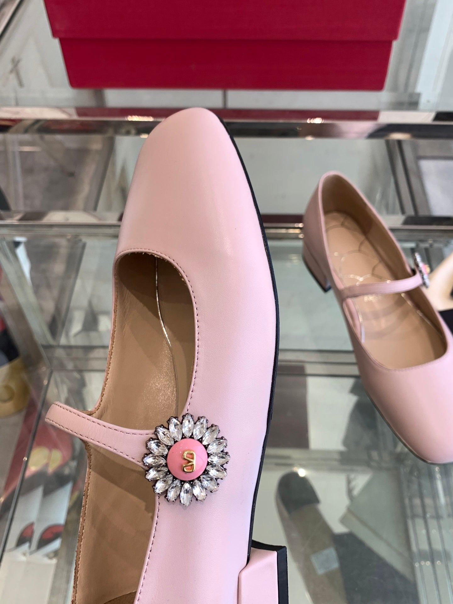 LuxluxHouse Best Quality Valentino Women Shoes