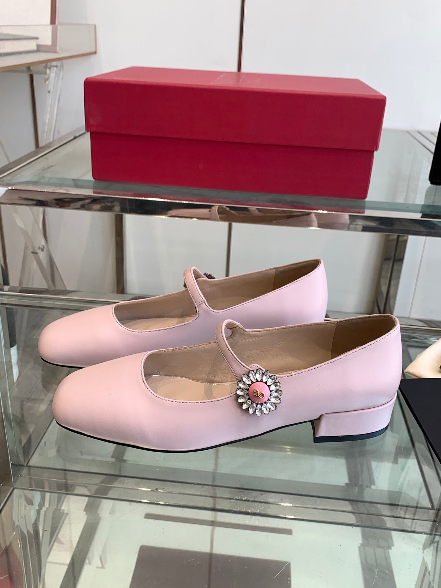 LuxluxHouse Best Quality Valentino Women Shoes