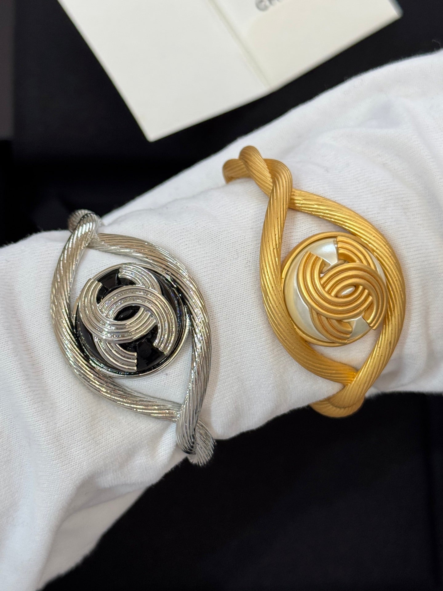 LuxluxHouse Low Price And High Quality Accessories Chanel