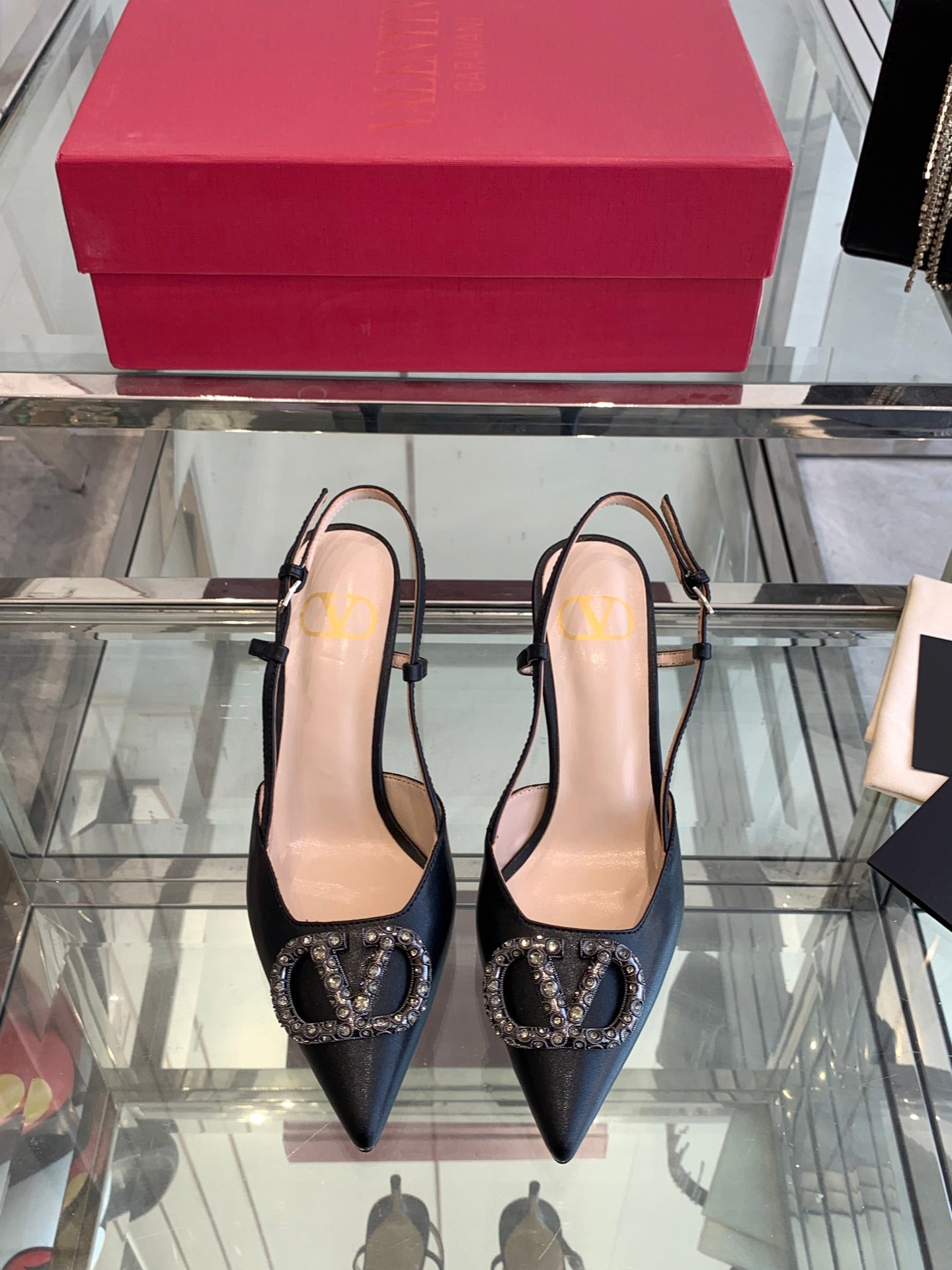 LuxluxHouse Best Quality Valentino Women Shoes