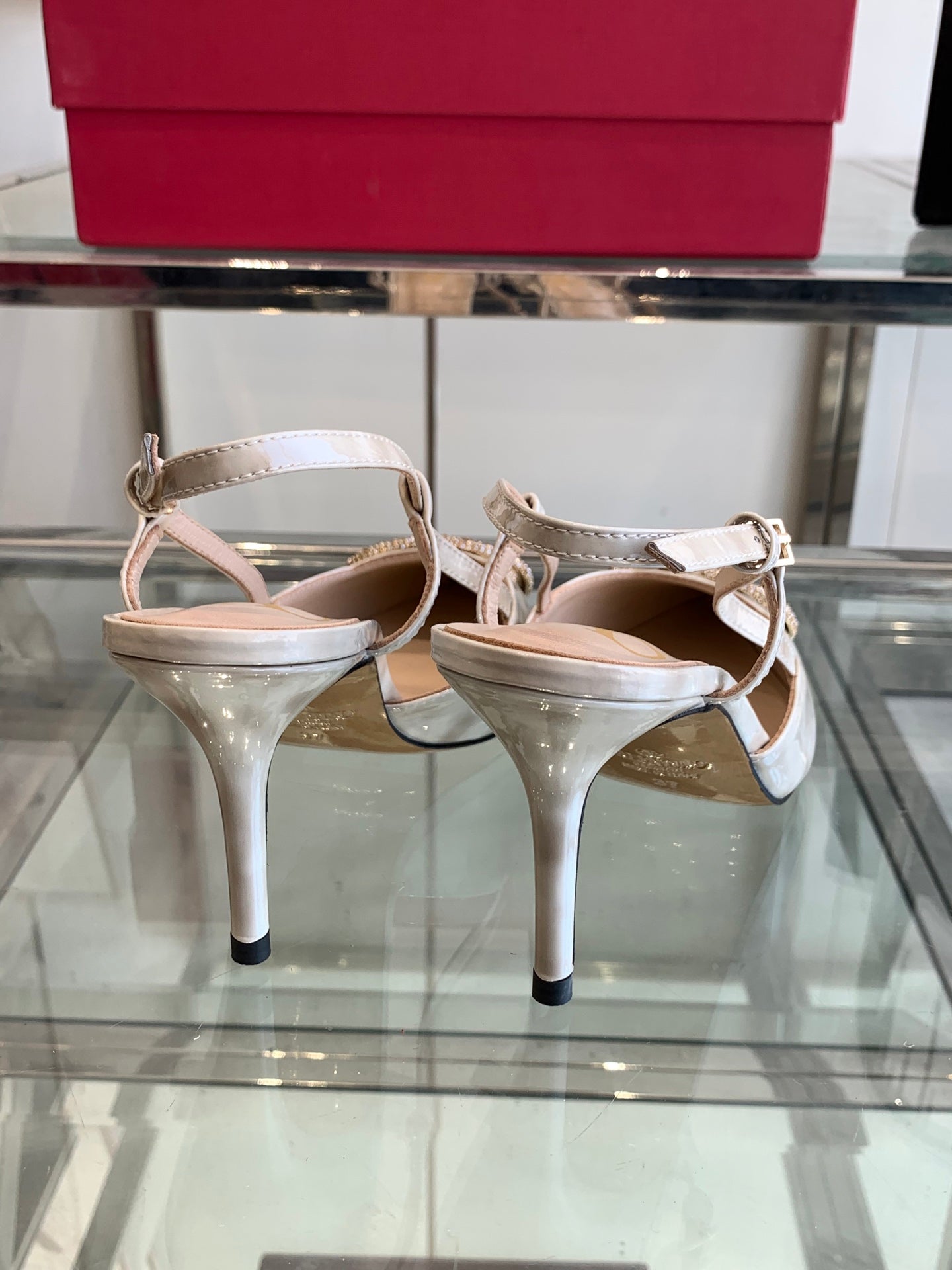 LuxluxHouse Best Quality Valentino Women Shoes