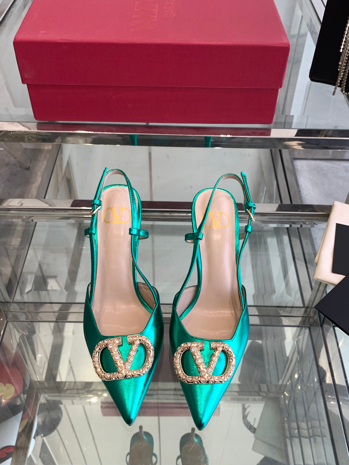 LuxluxHouse Best Quality Valentino Women Shoes