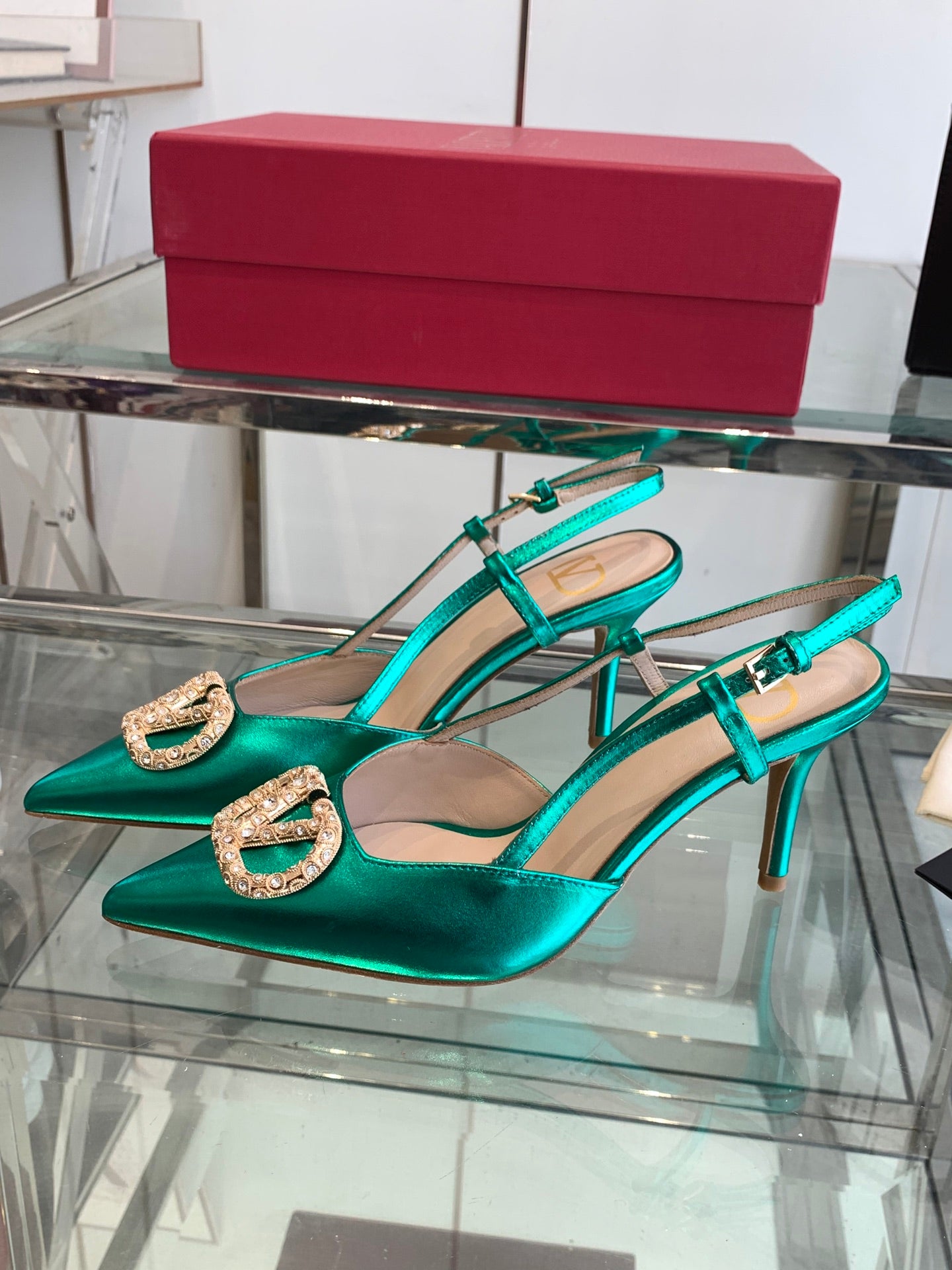 LuxluxHouse Best Quality Valentino Women Shoes