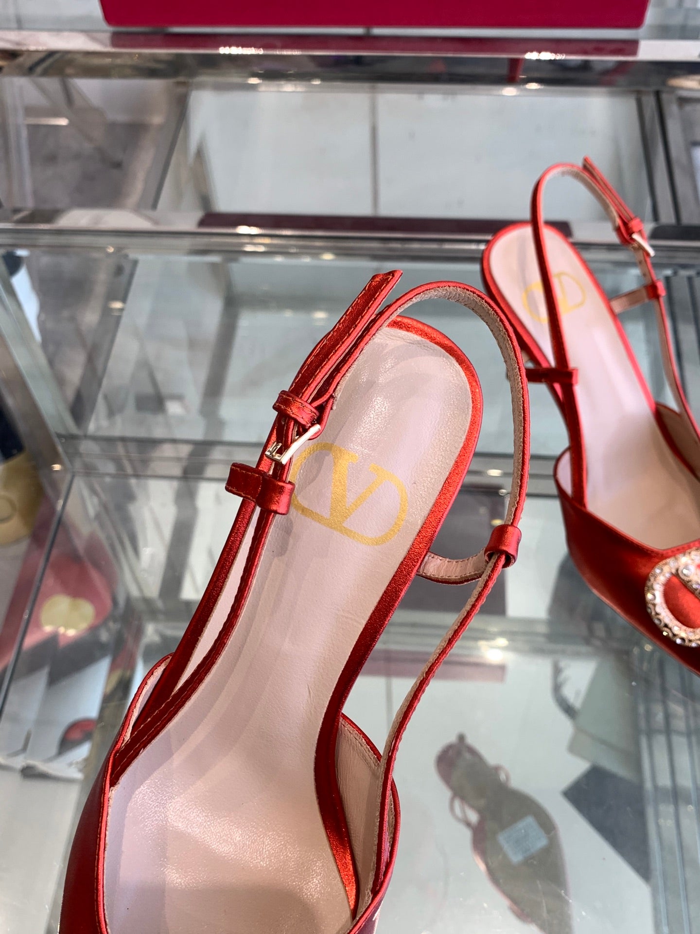 LuxluxHouse Best Quality Valentino Women Shoes