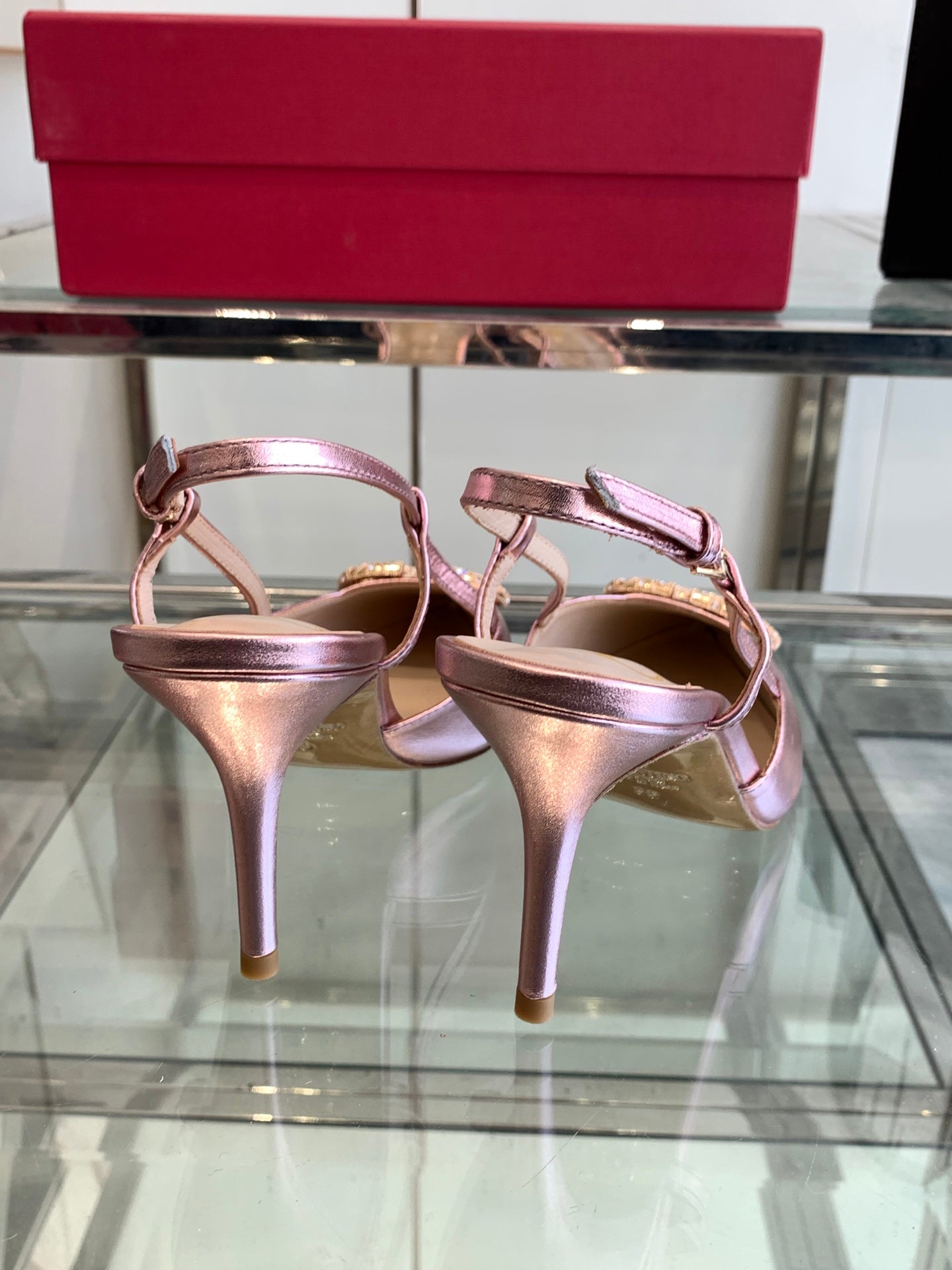 LuxluxHouse Best Quality Valentino Women Shoes