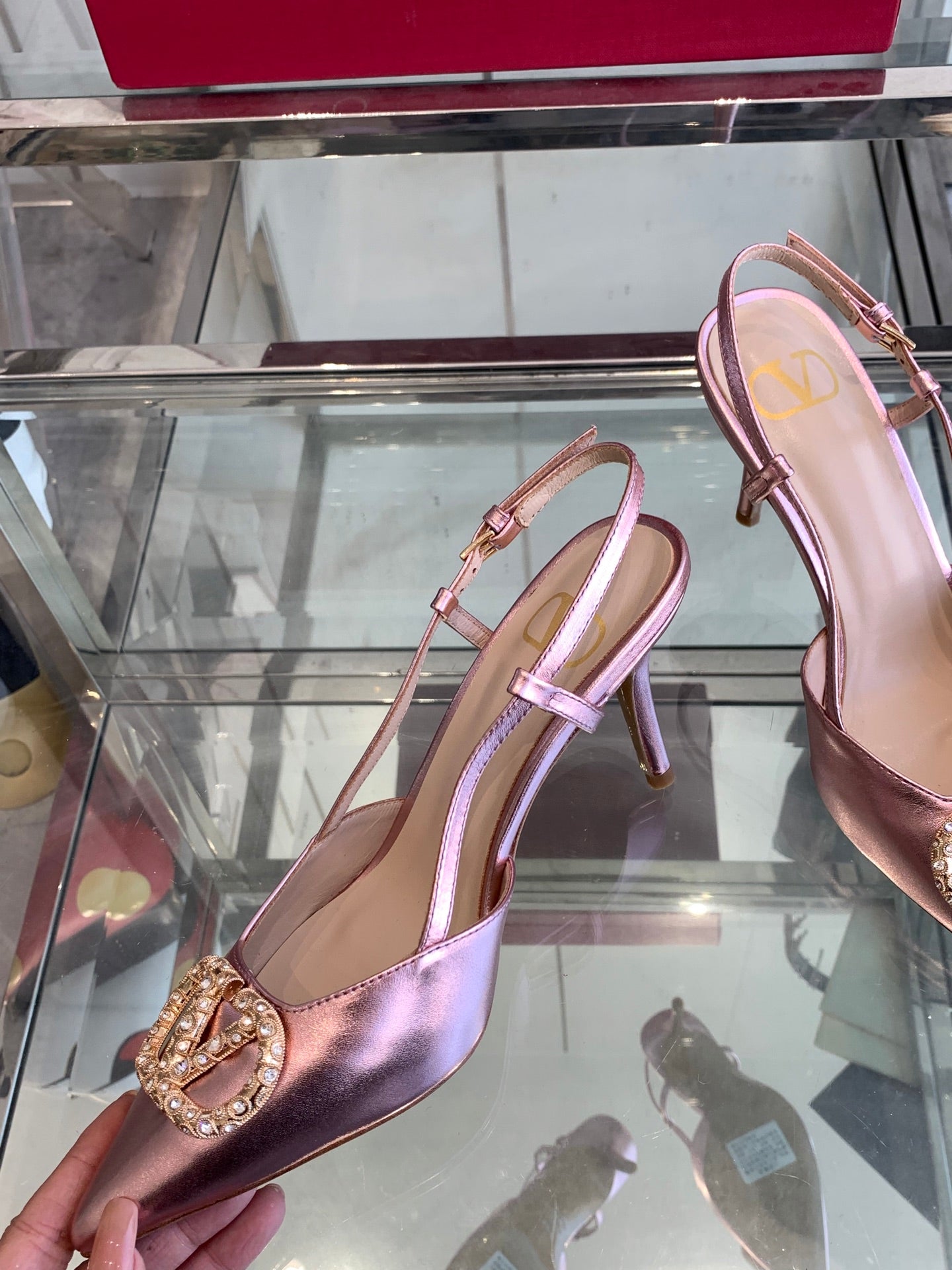 LuxluxHouse Best Quality Valentino Women Shoes