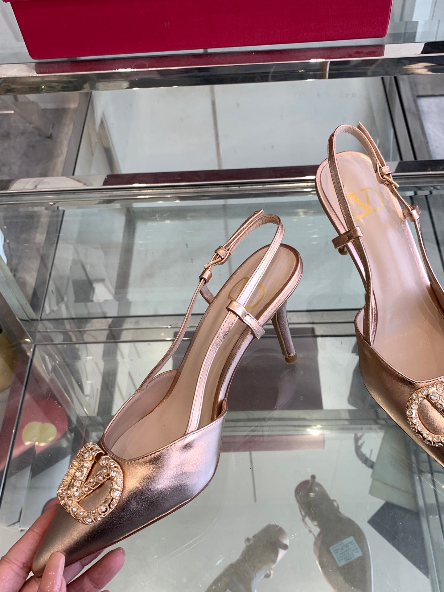 LuxluxHouse Best Quality Valentino Women Shoes