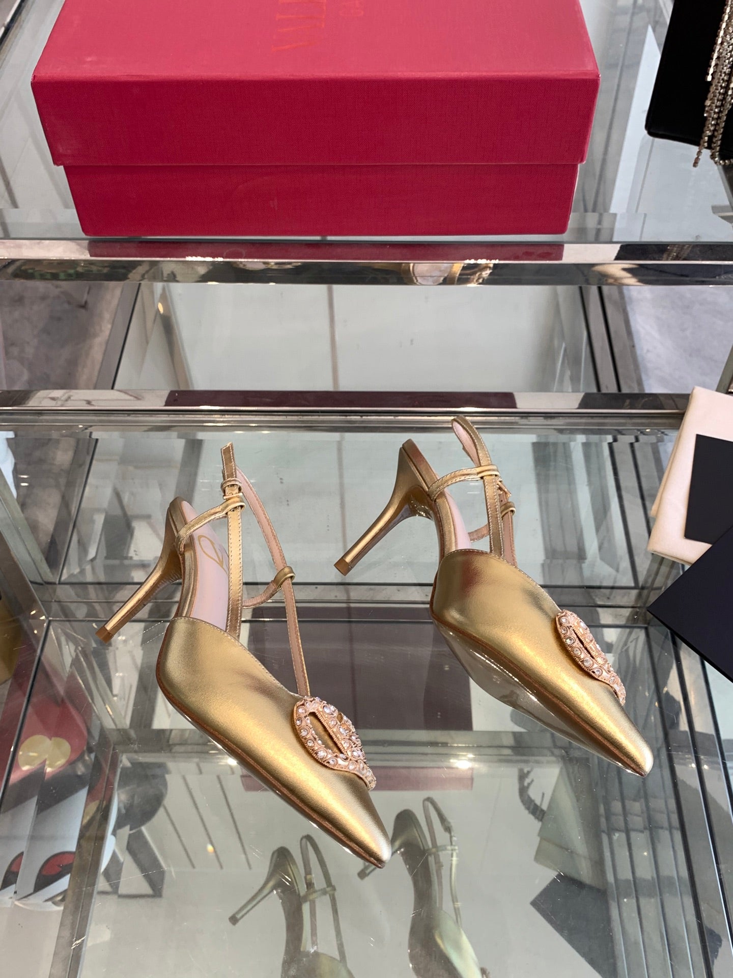LuxluxHouse Best Quality Valentino Women Shoes
