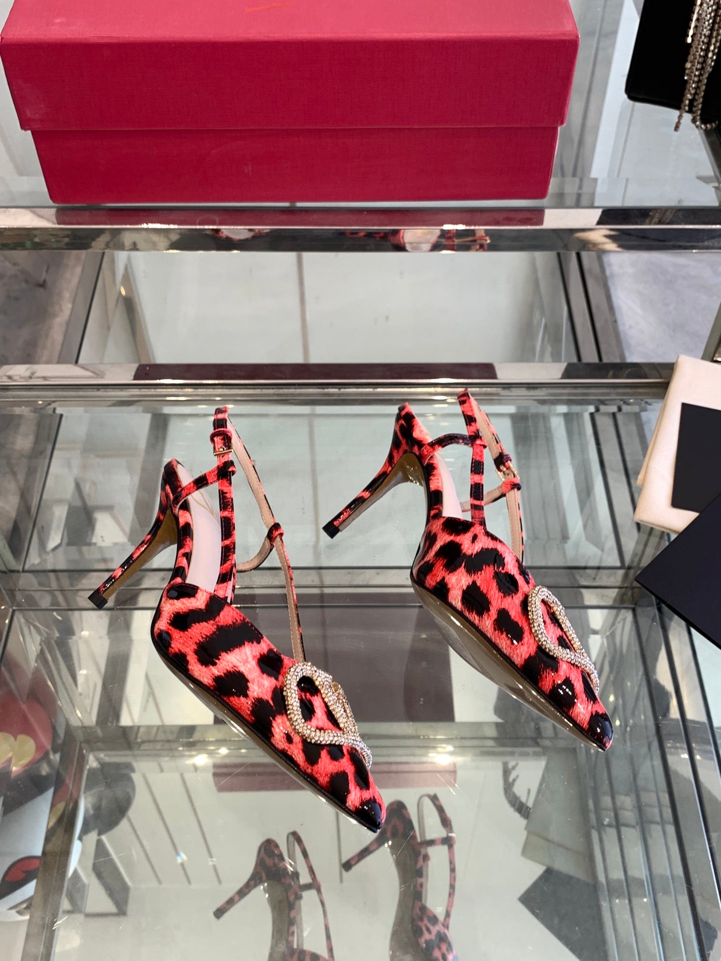 LuxluxHouse Best Quality Valentino Women Shoes