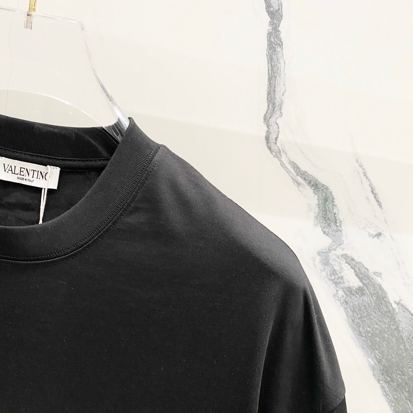 LuxluxHouse Best Quality Clothes Valentino T-shirt