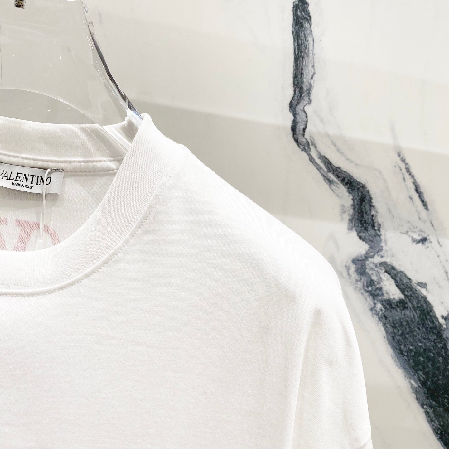 LuxluxHouse Best Quality Clothes Valentino T-shirt
