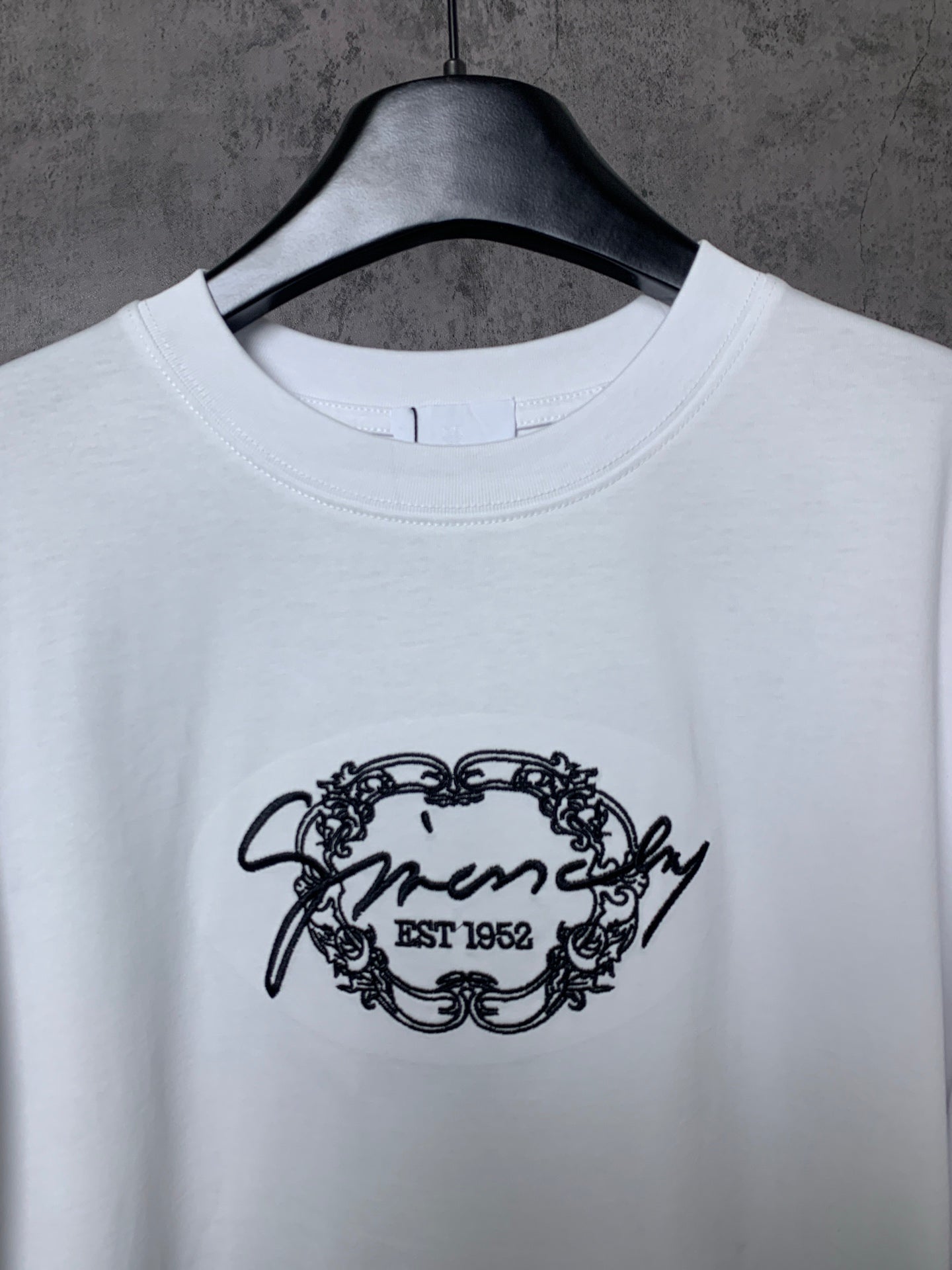 LuxluxHouse Best Quality Clothes Givenchy T-shirt