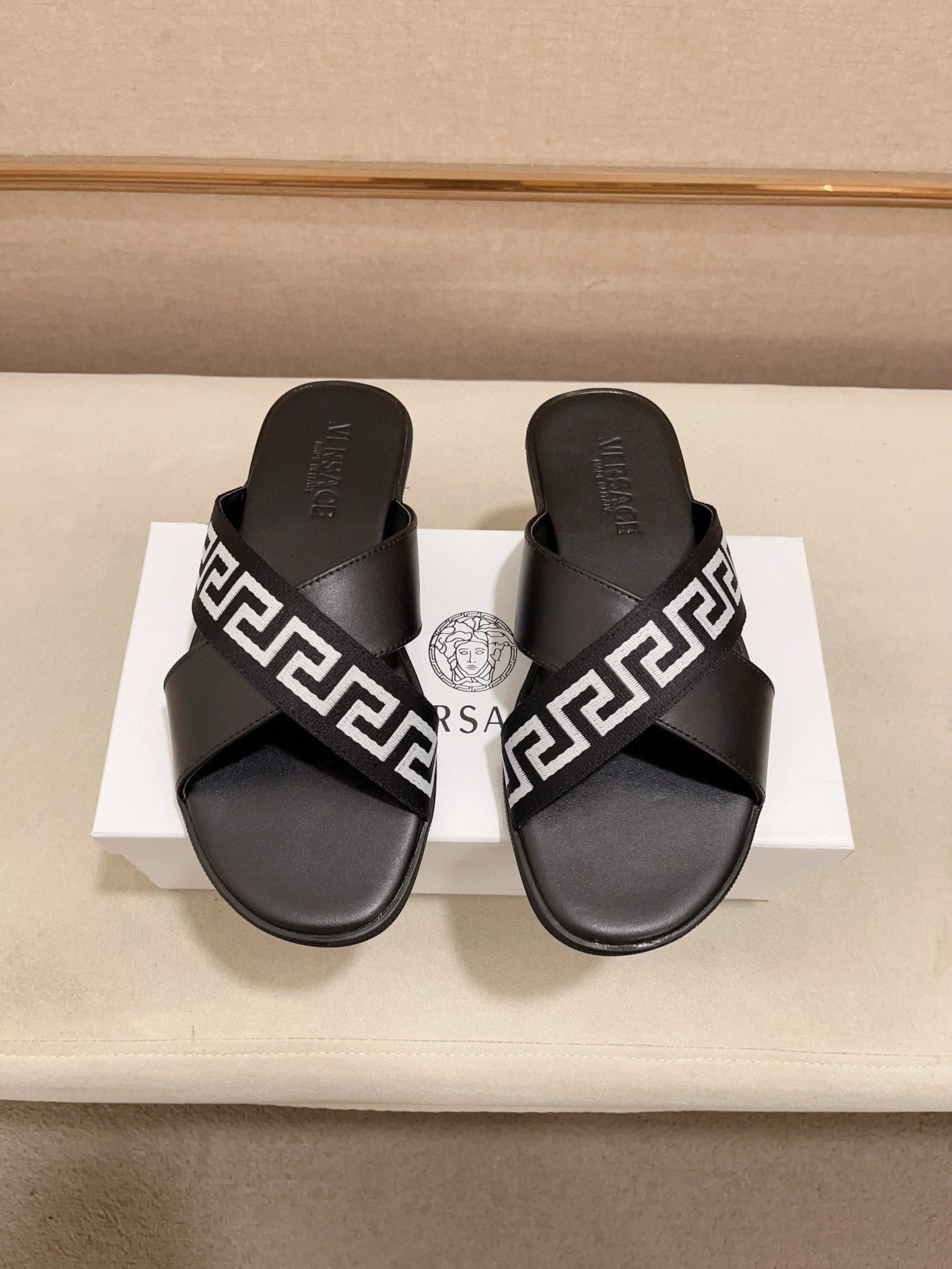 LuxluxHouse Best Quality Sandals Versace