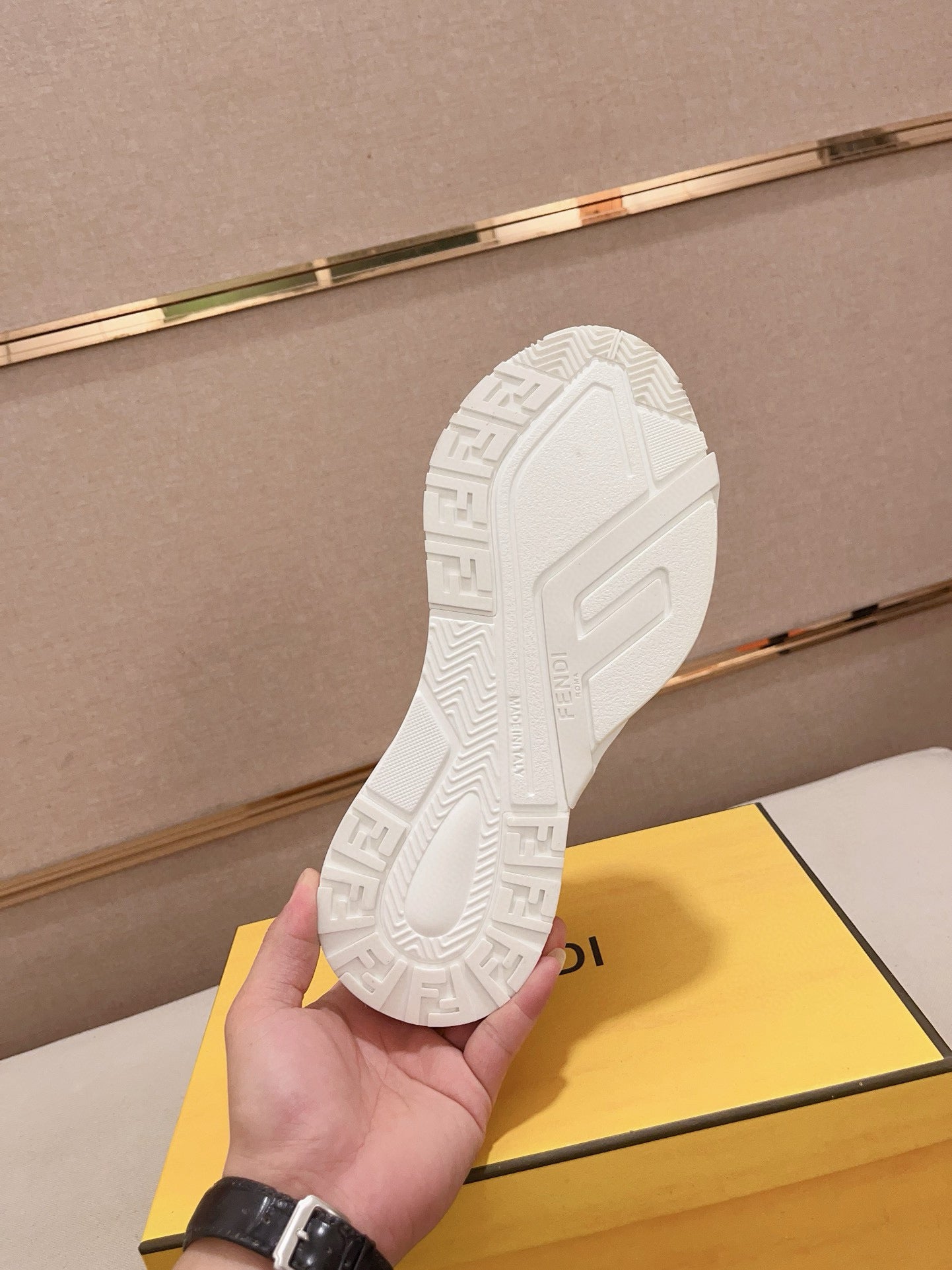 LuxluxHouse Best Quality Shoes Fendi