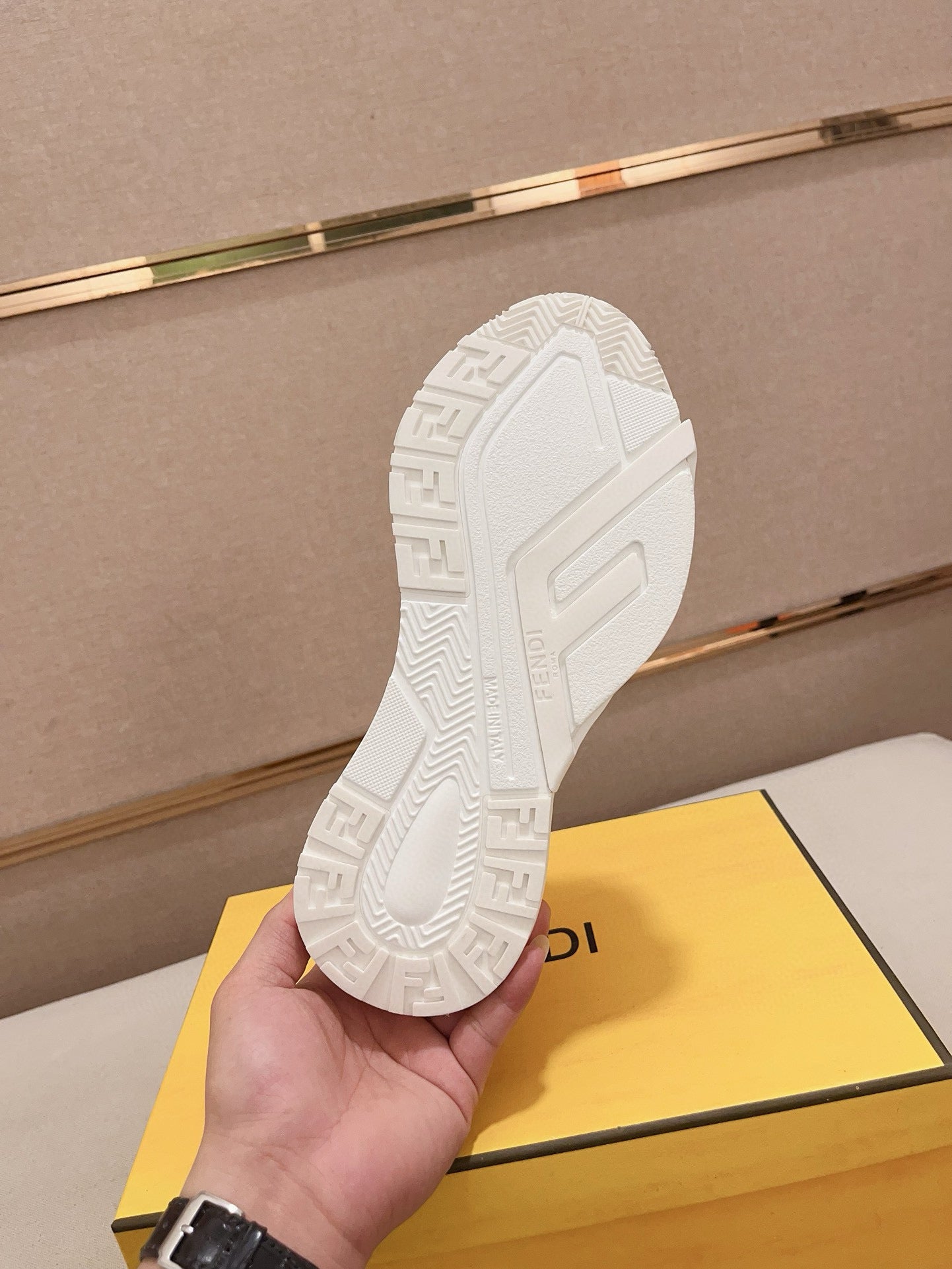 LuxluxHouse Best Quality Shoes Fendi