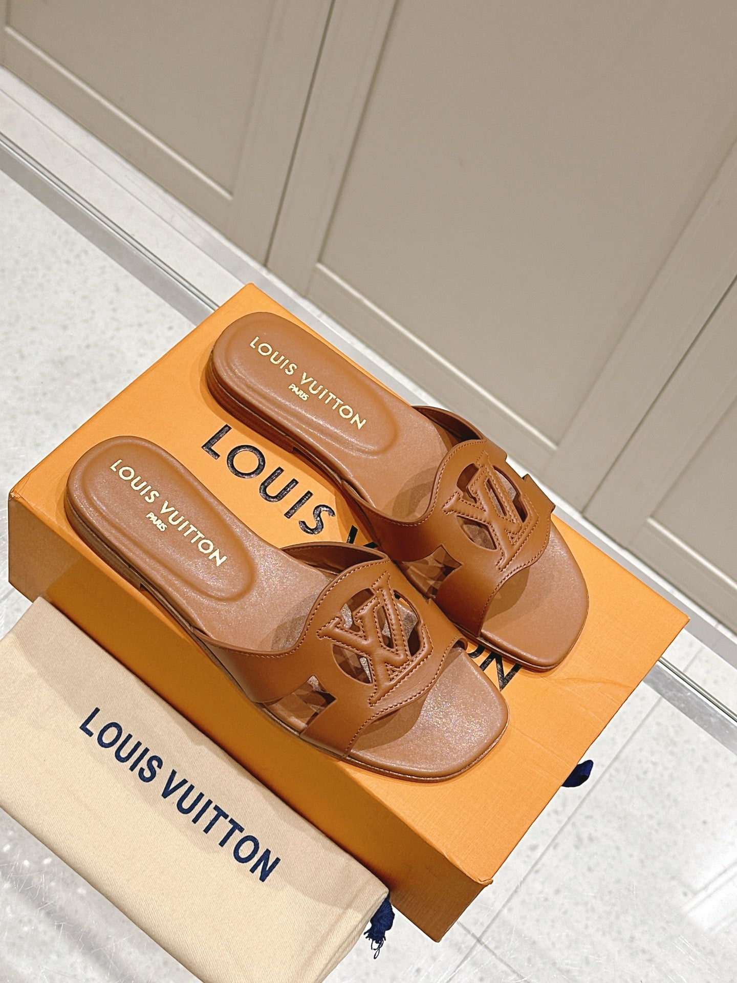 LuxluxHouse Best Quality Women Shoes Louis Vuitton